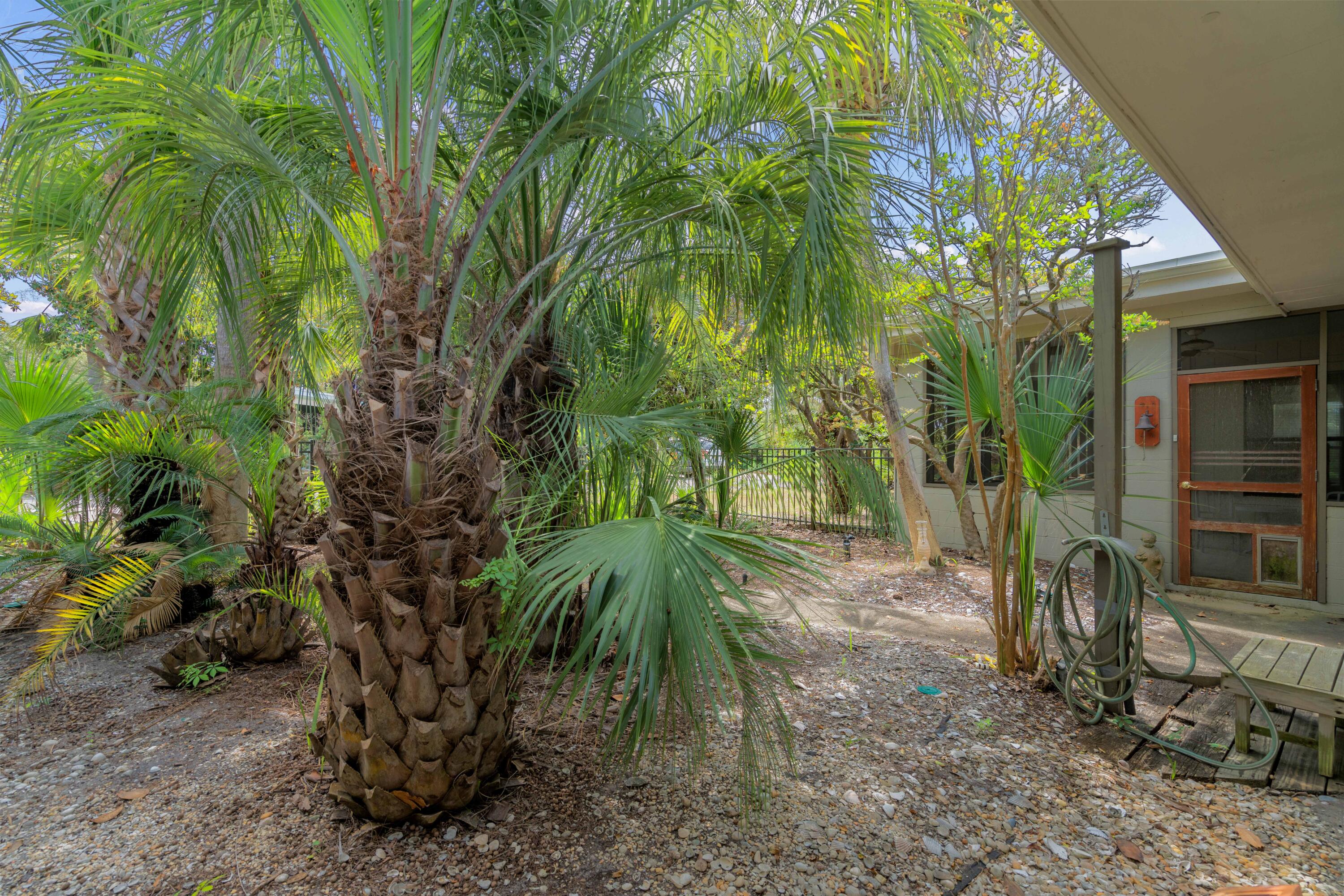 BLUE MOUNTAIN BEACH - Residential
