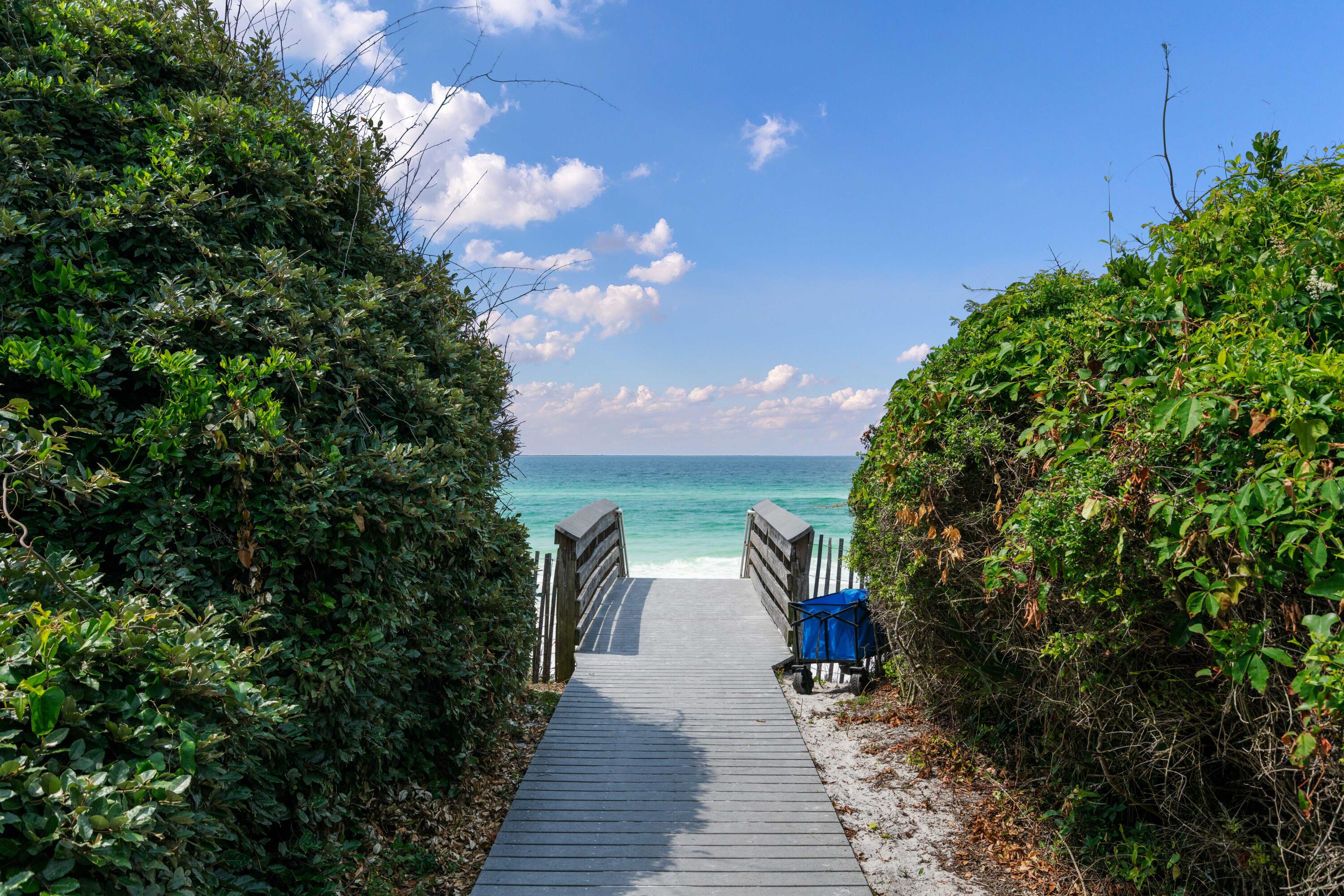 BLUE MOUNTAIN BEACH - Residential