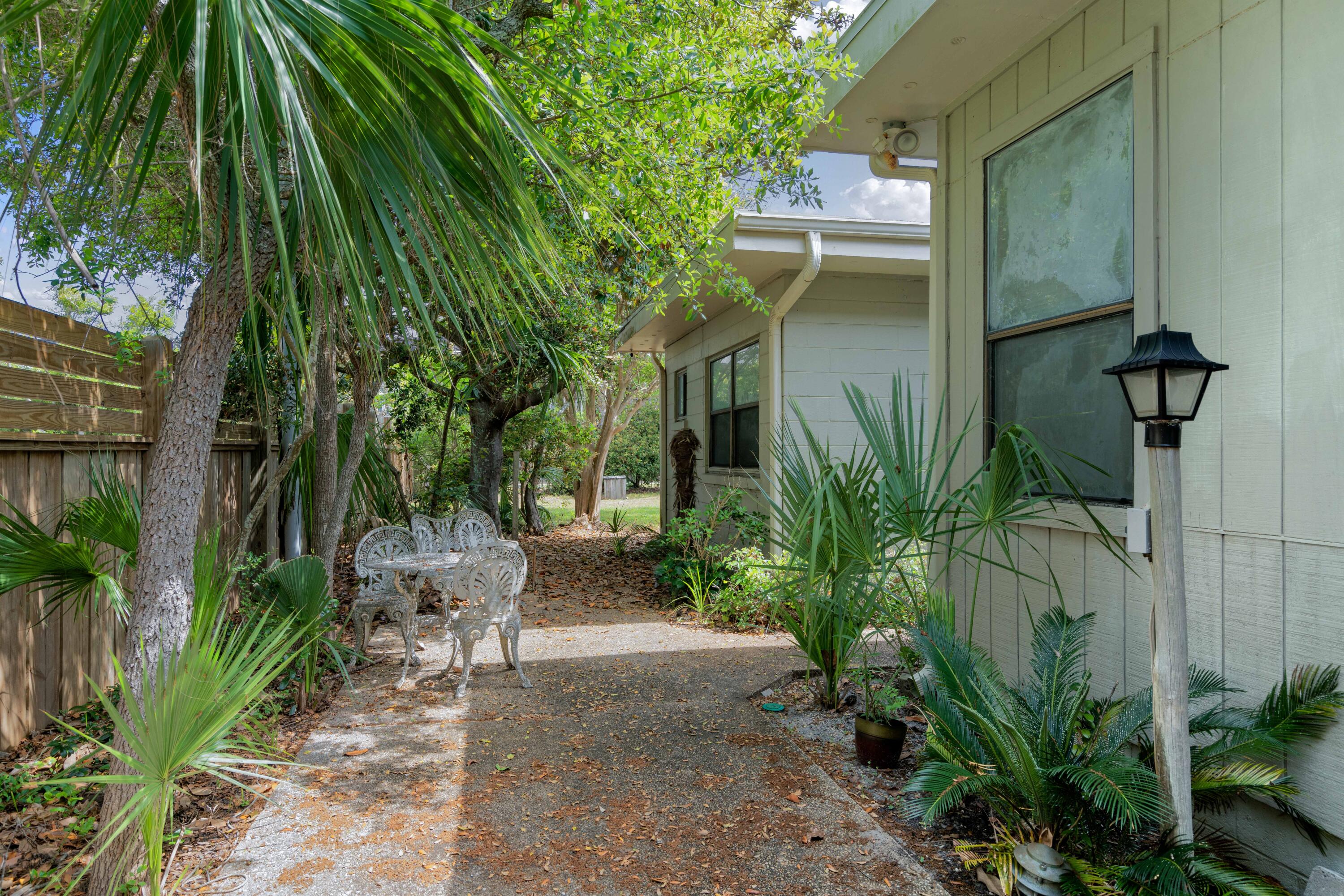 BLUE MOUNTAIN BEACH - Residential