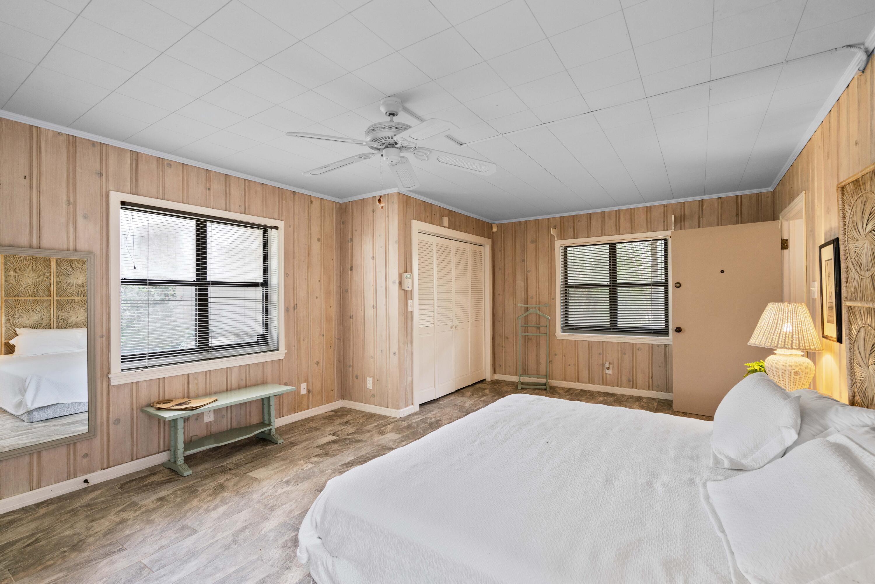 BLUE MOUNTAIN BEACH - Residential