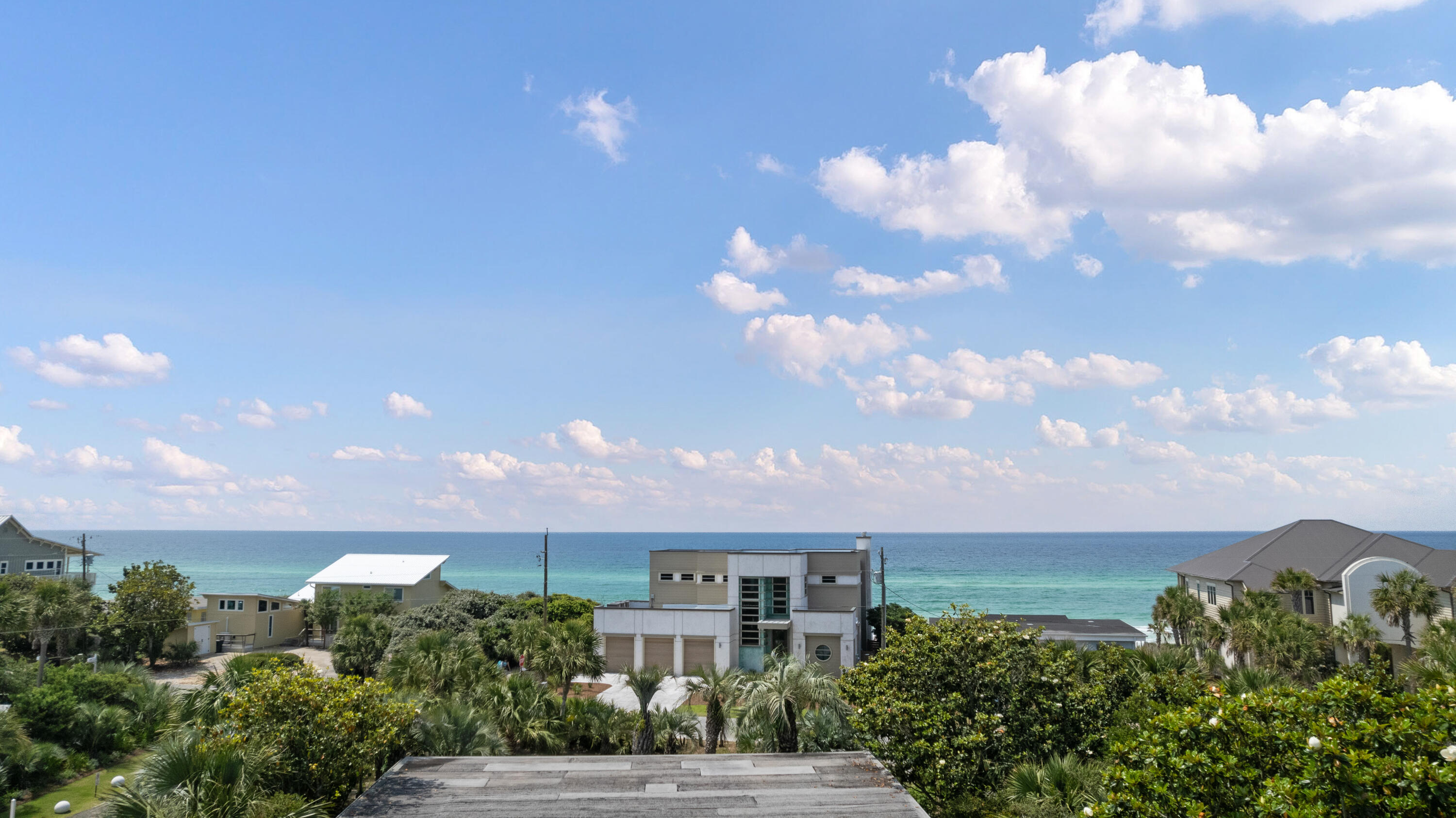 BLUE MOUNTAIN BEACH - Residential