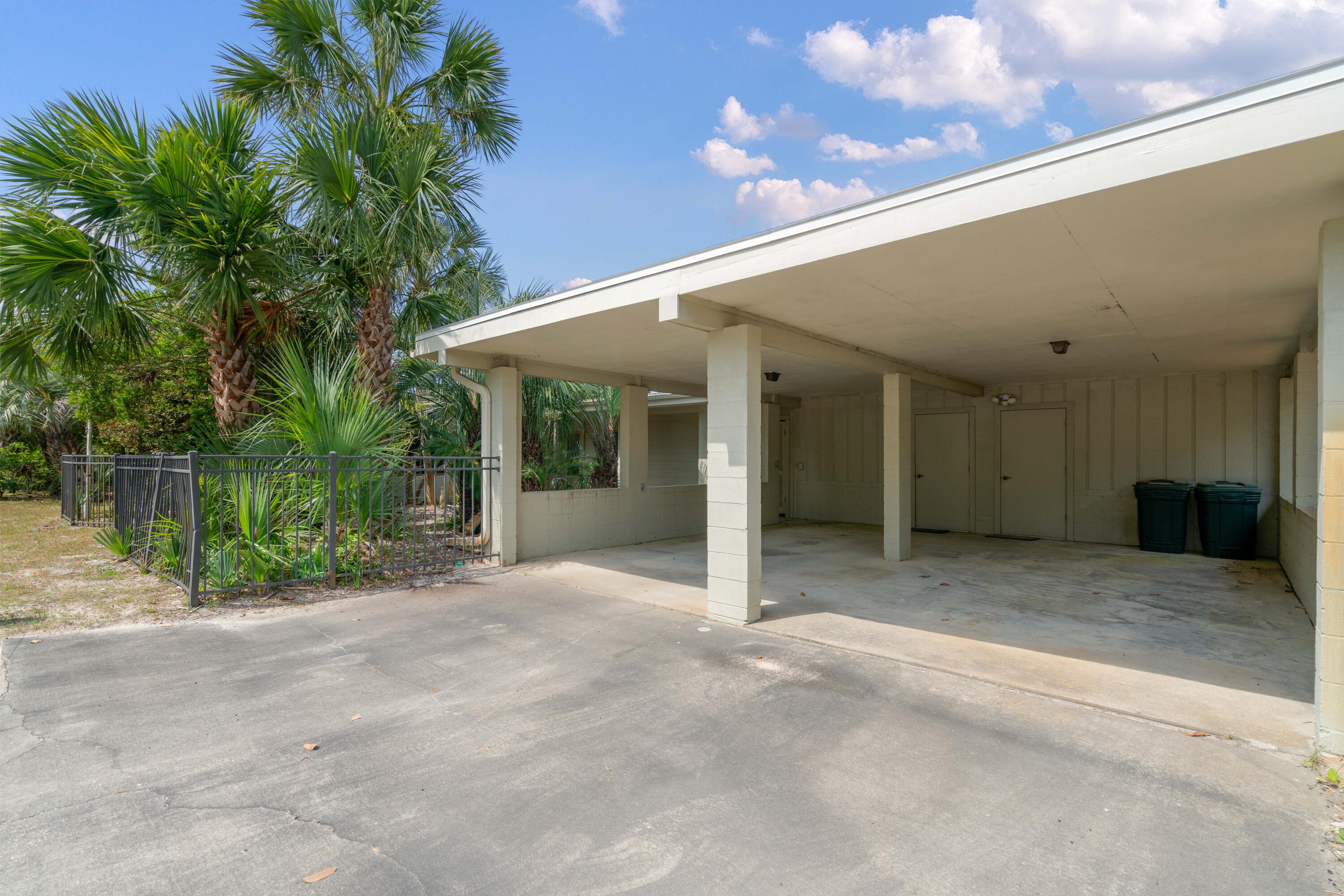 BLUE MOUNTAIN BEACH - Residential
