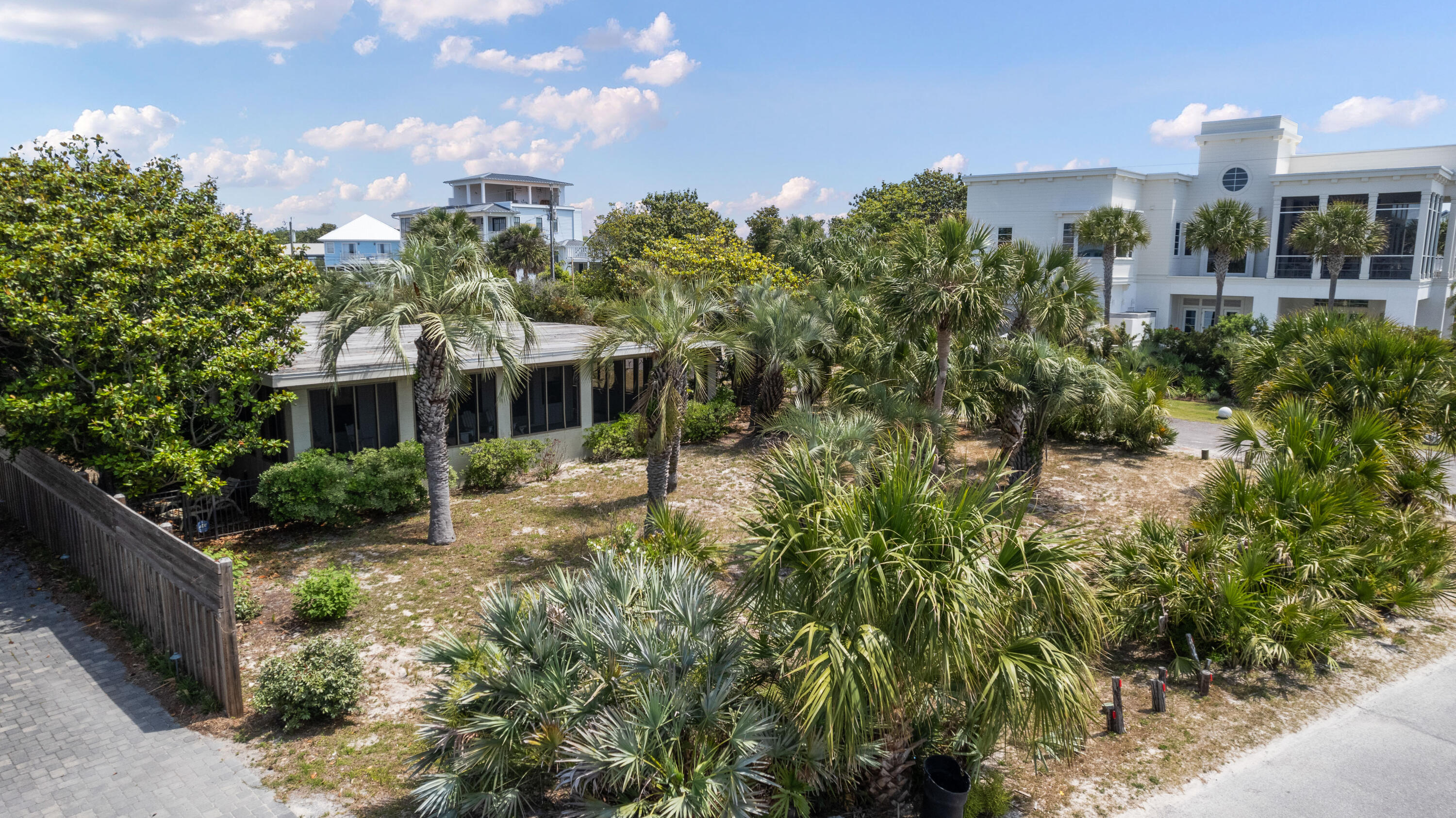 BLUE MOUNTAIN BEACH - Residential