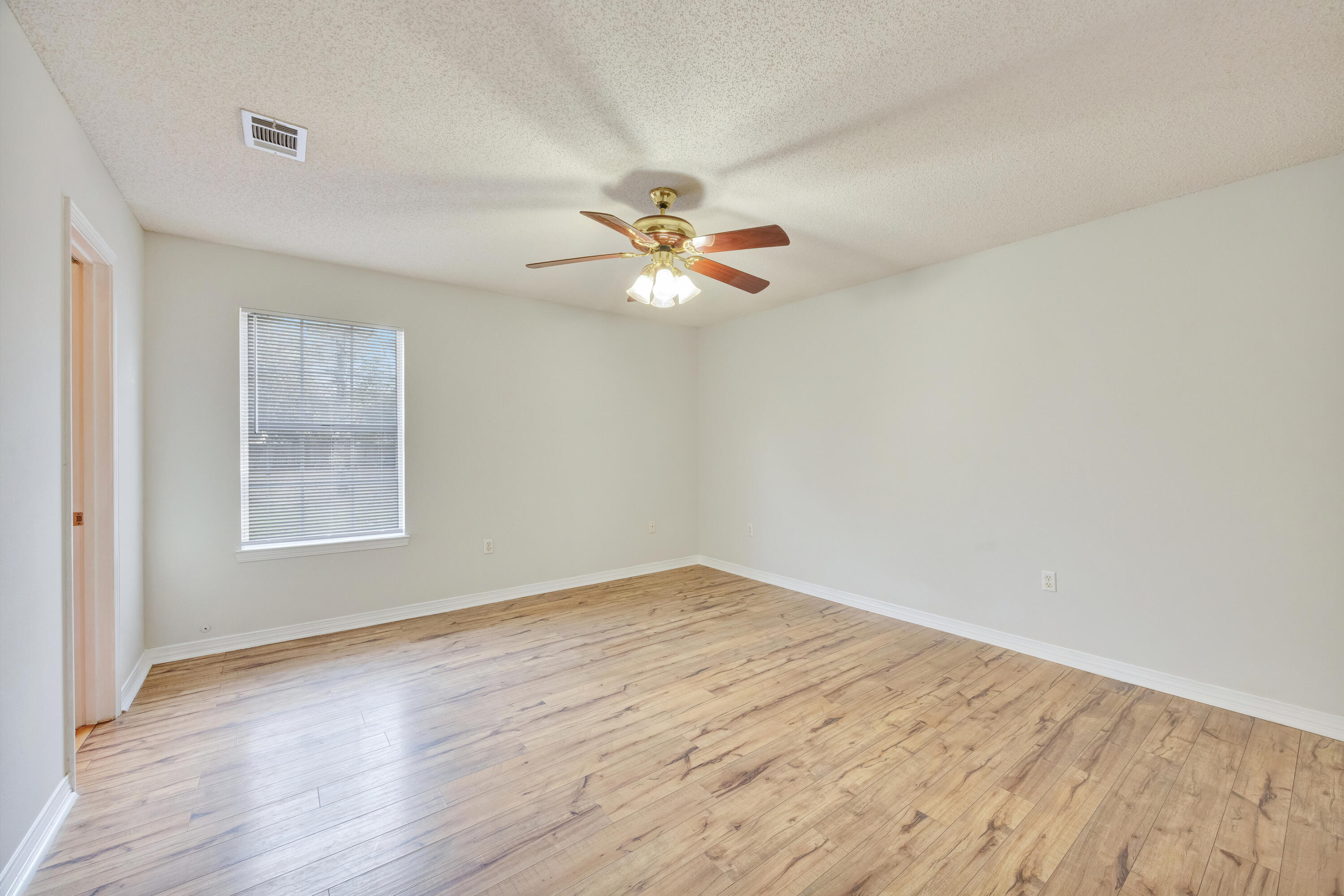 CORONADO VILLAGE PH 1 - Residential