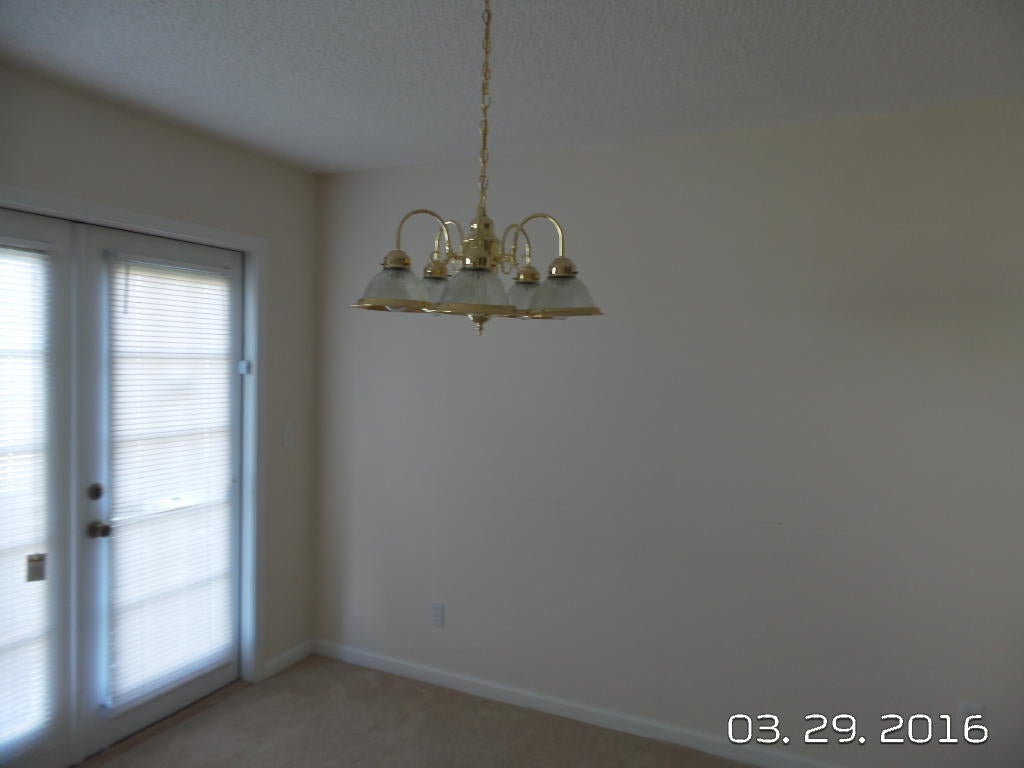 ROLLING PINES - Residential Lease