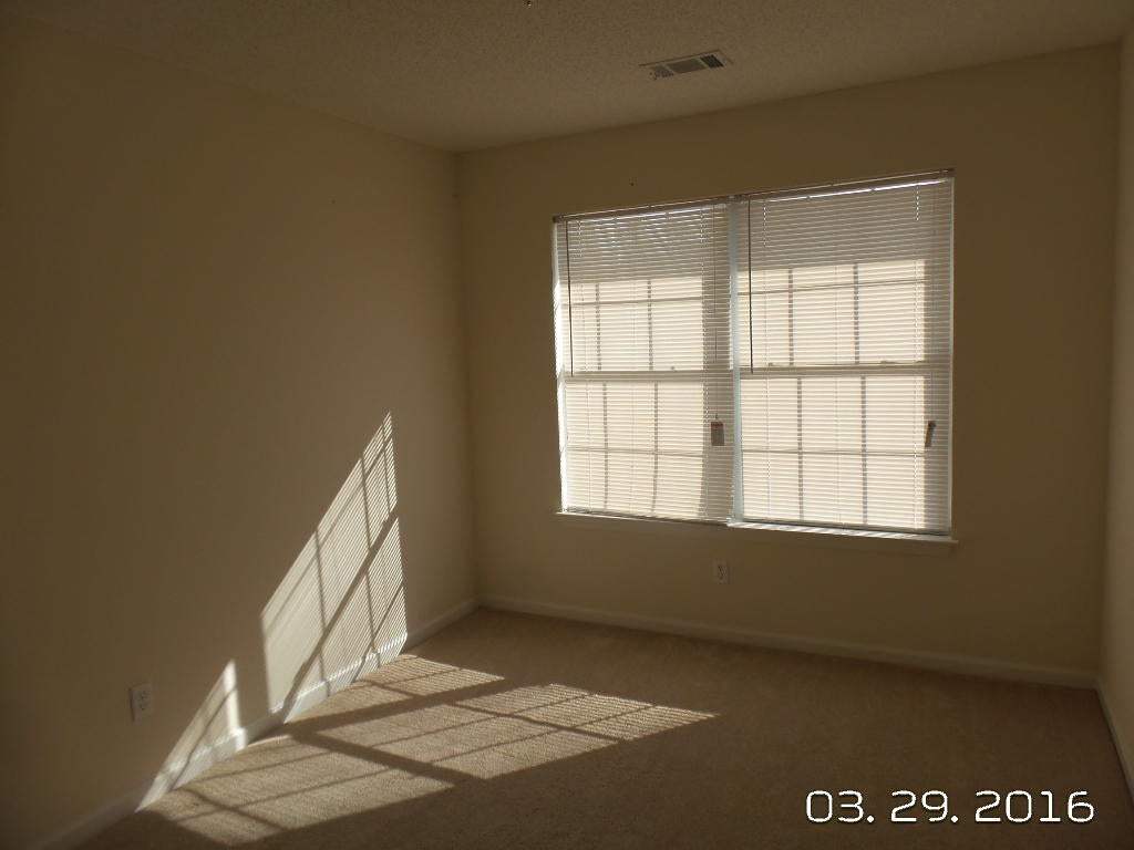 ROLLING PINES - Residential Lease