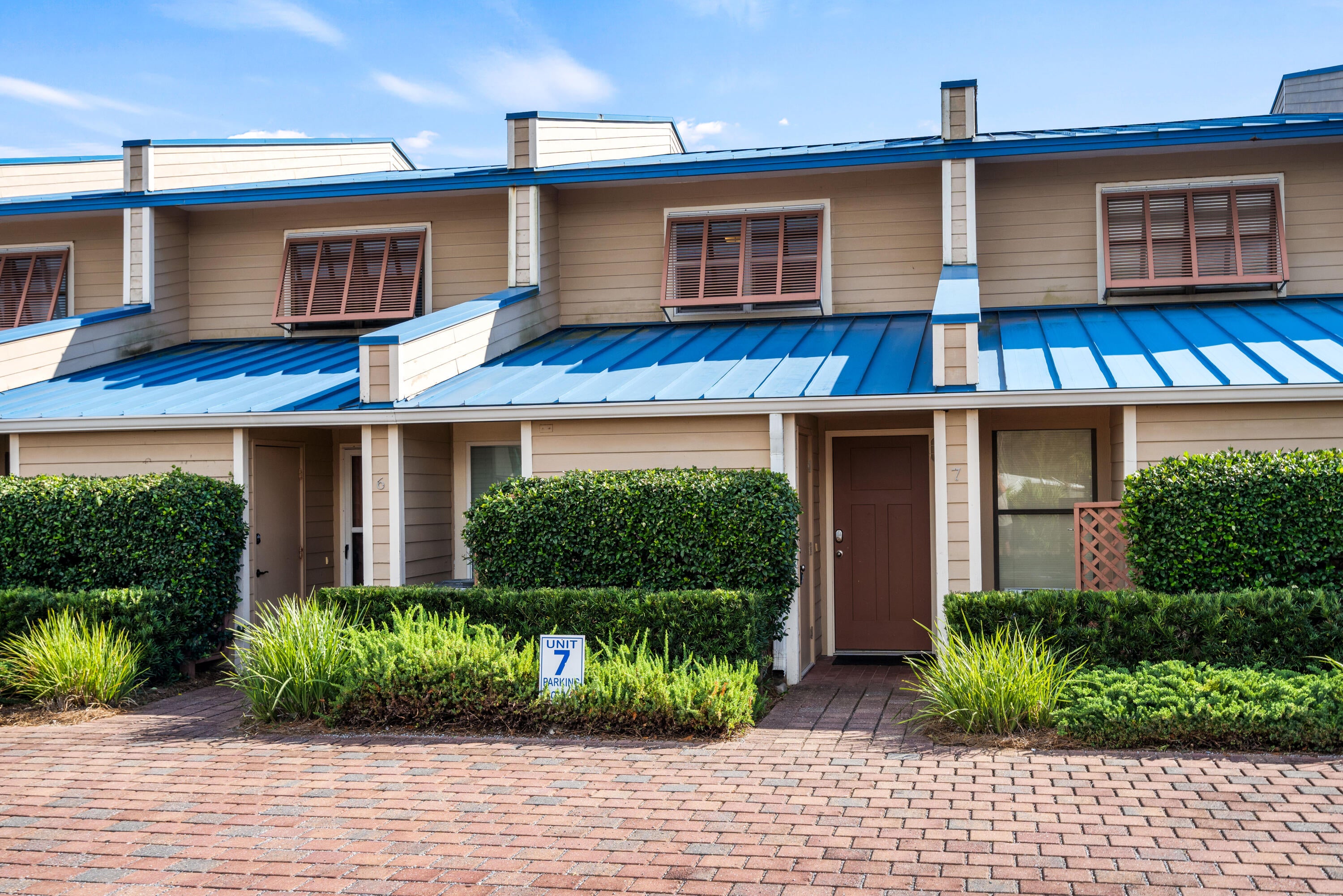 BLUE 9 T/H - Residential