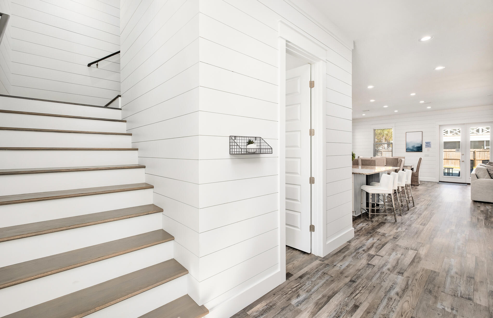 FRANGISTA BEACH 1ST ADDN - Residential