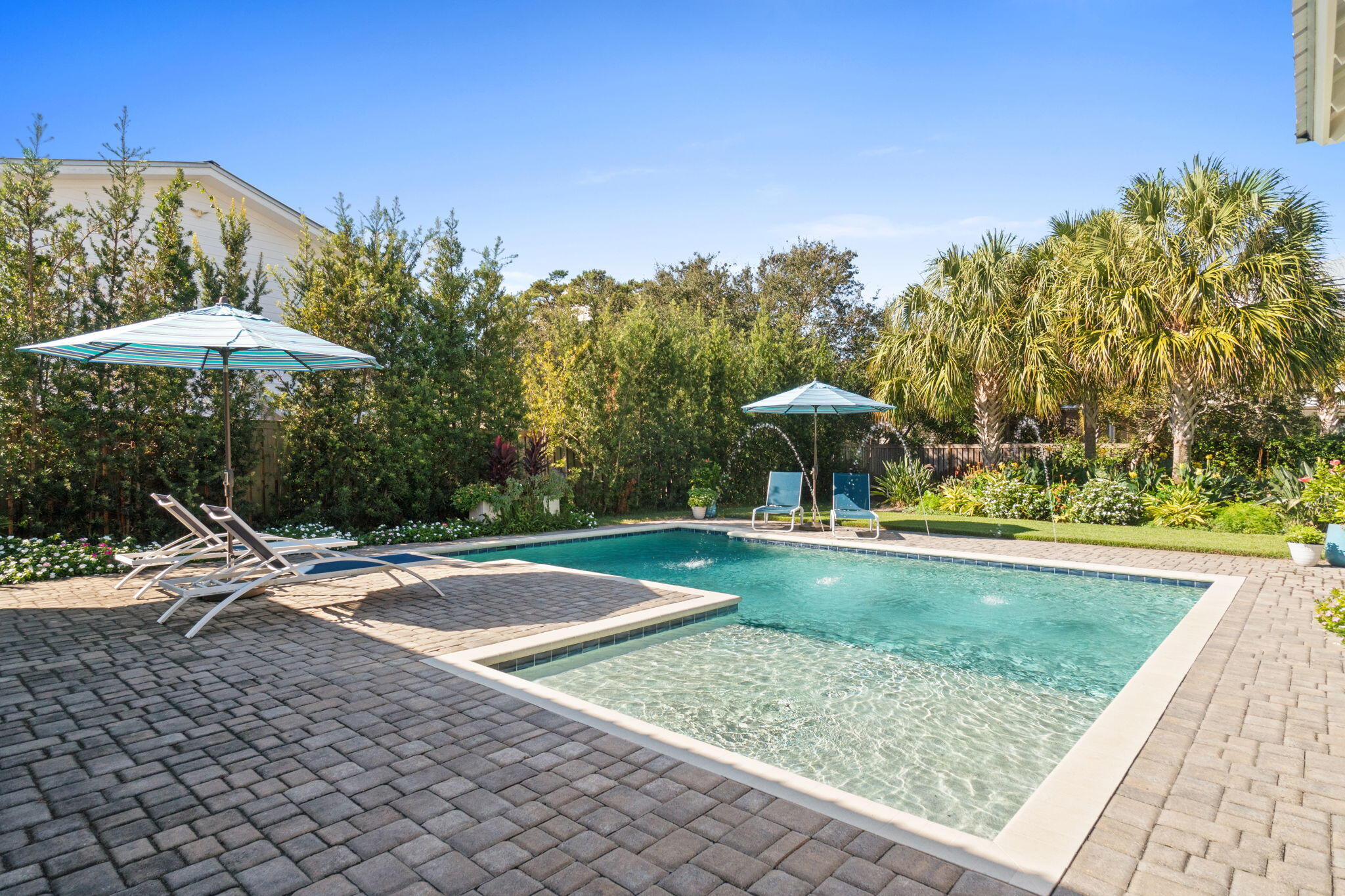 BLUE MOUNTAIN BEACH - Residential