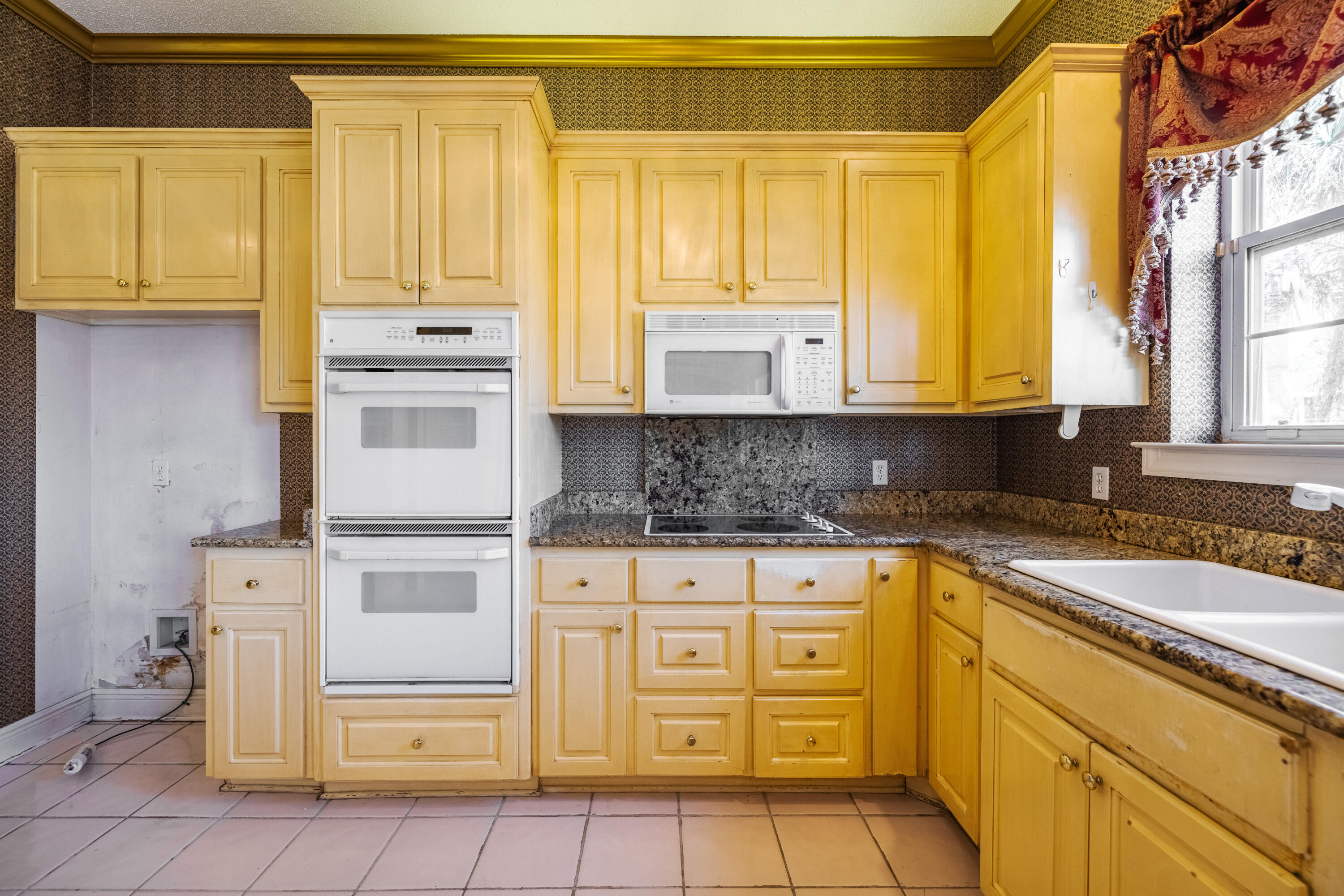 BAY POINT UNIT 1 - Residential