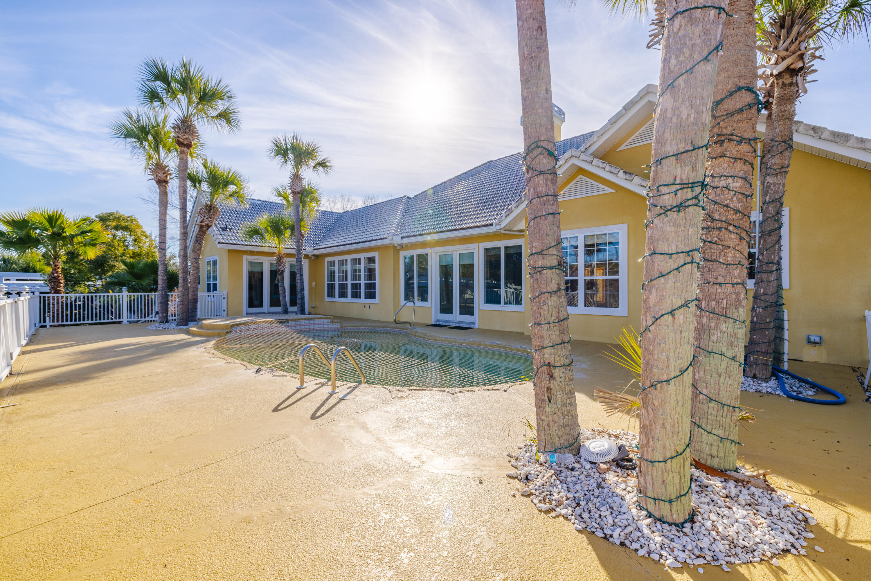 BAY POINT UNIT 1 - Residential