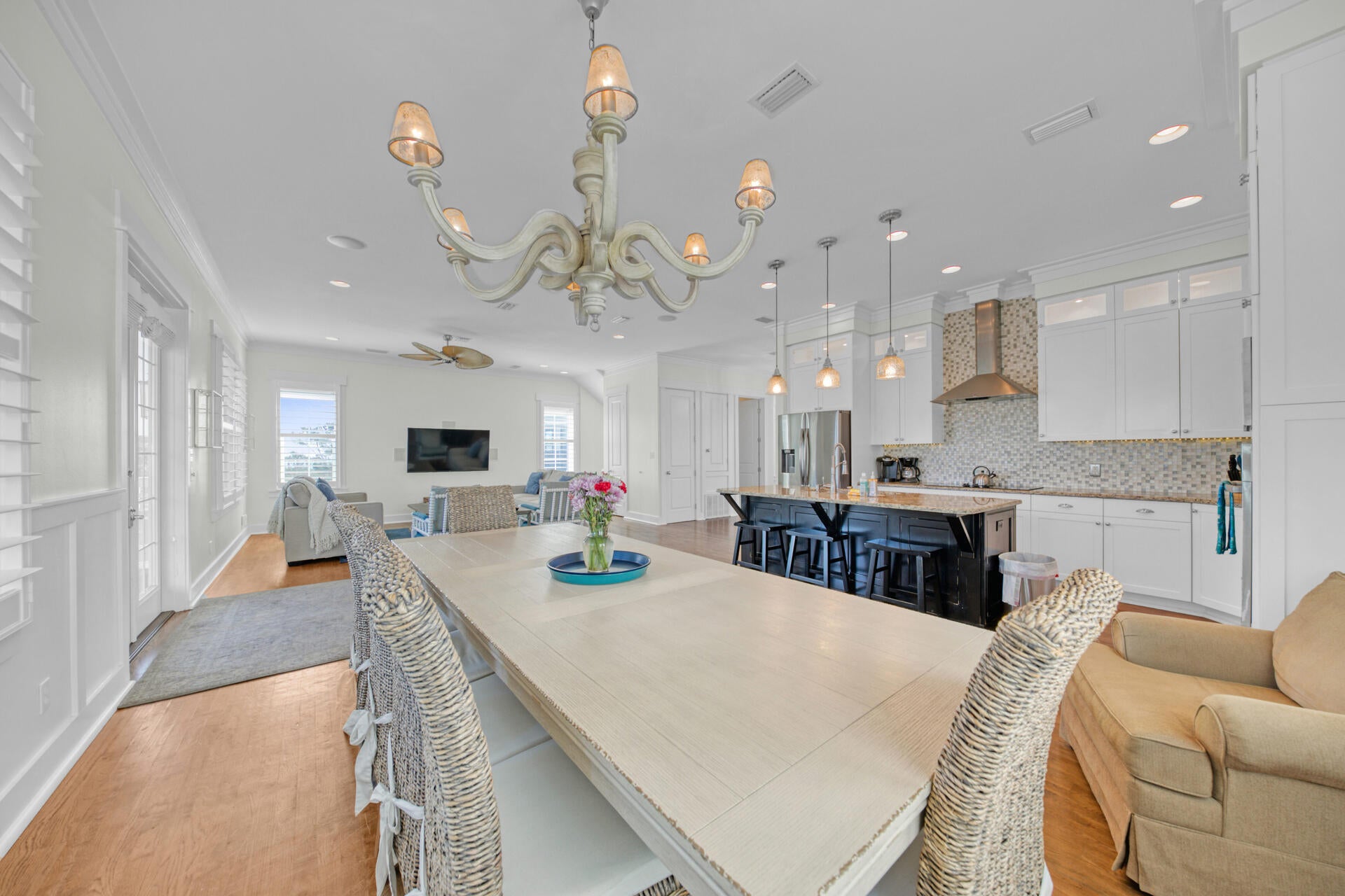 BEACH HIGHLANDS - Residential