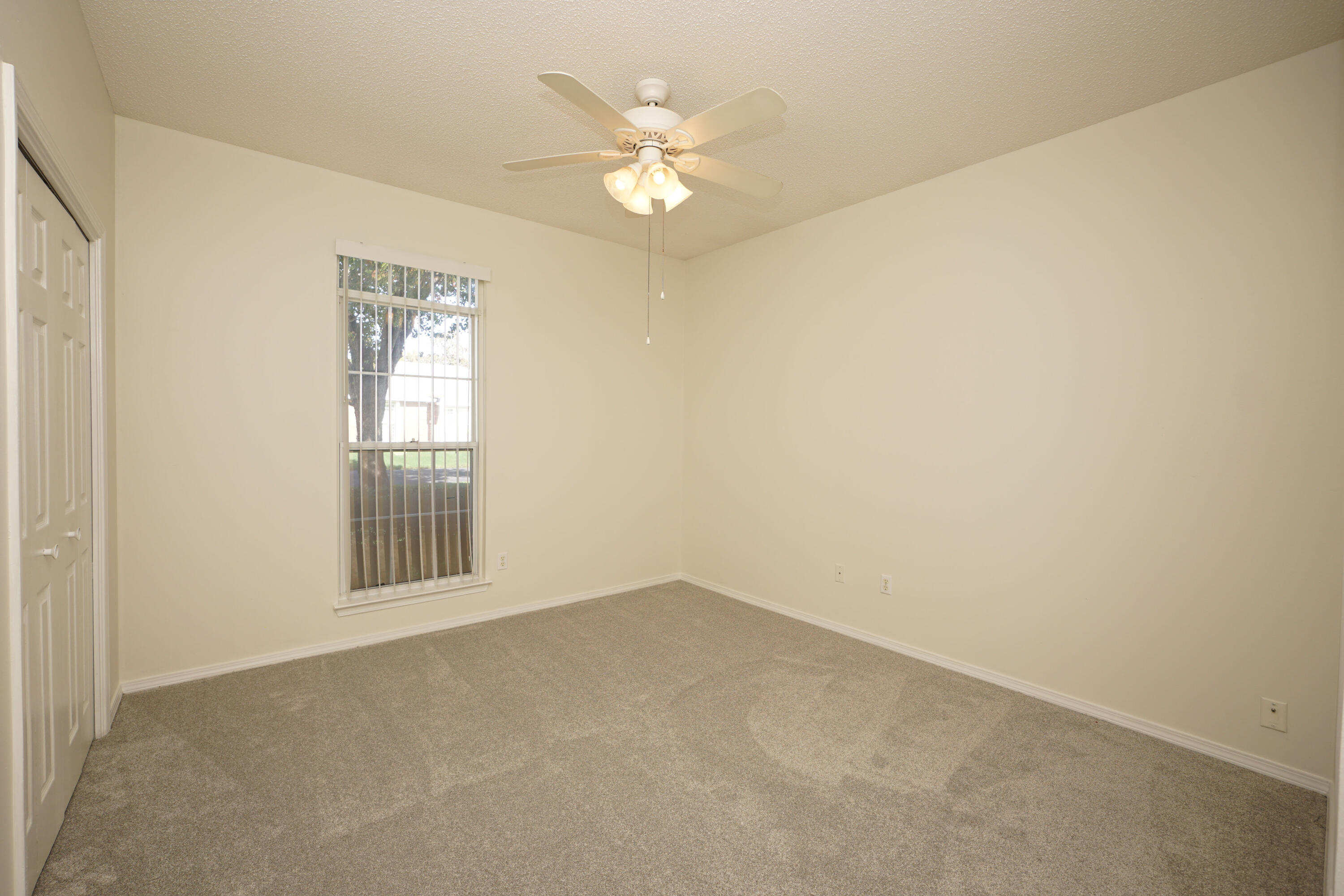 PARKWOOD SQUARE PH 2 - Residential