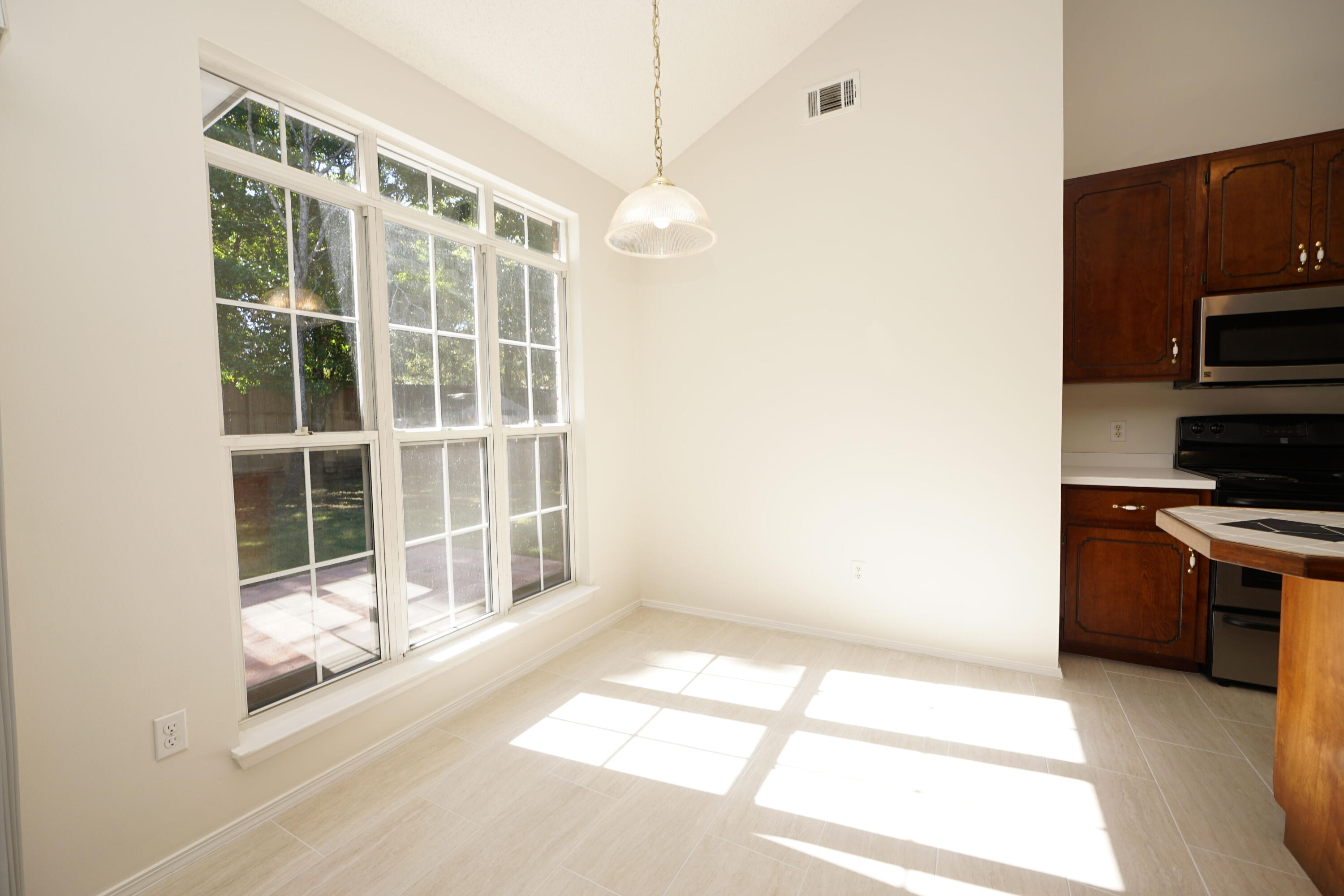 PARKWOOD SQUARE PH 2 - Residential