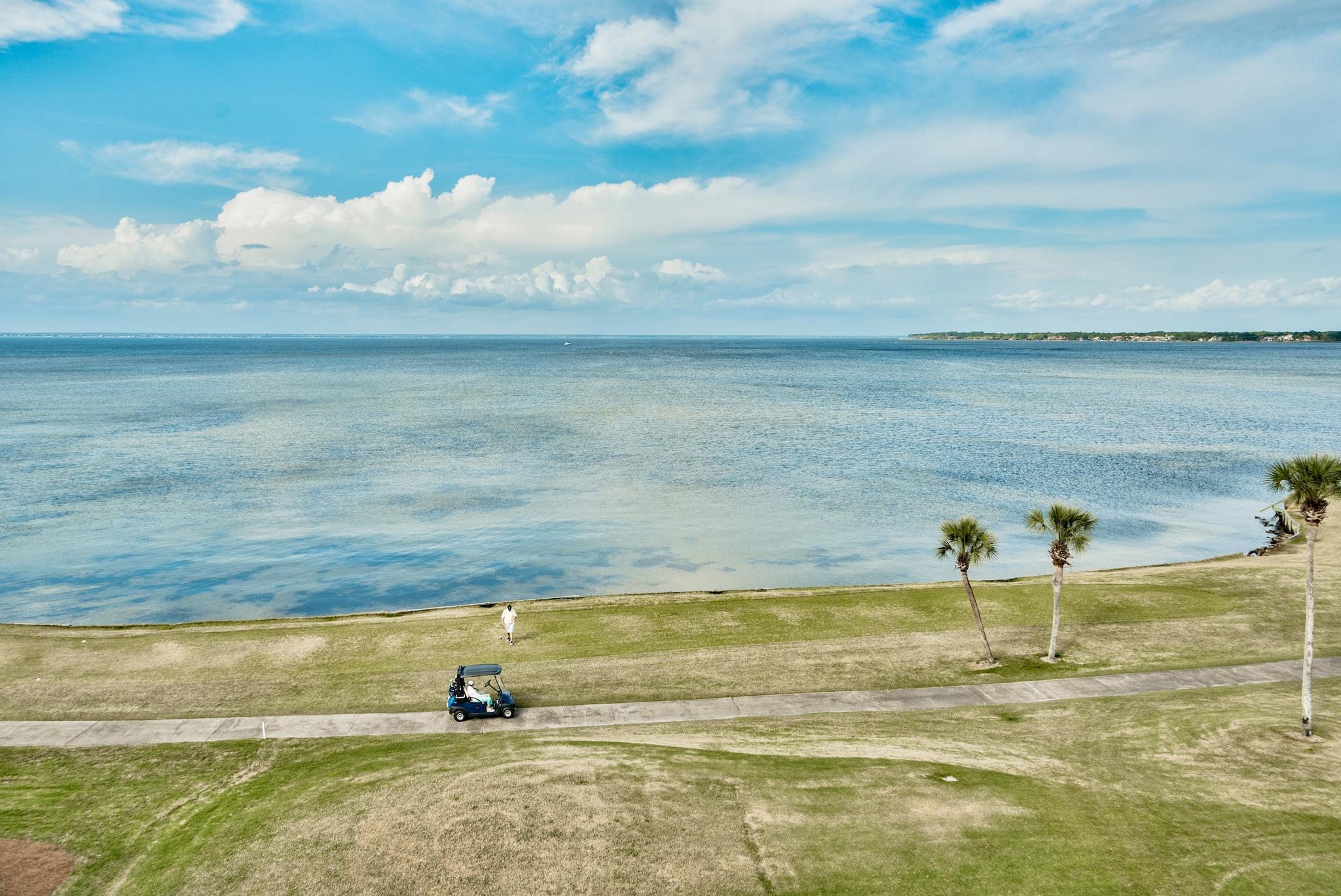PLAYERS CLUB ON THE BAY THE - Residential