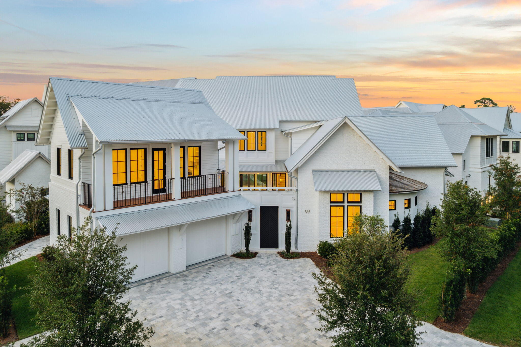 CHURCHILL OAKS - Residential