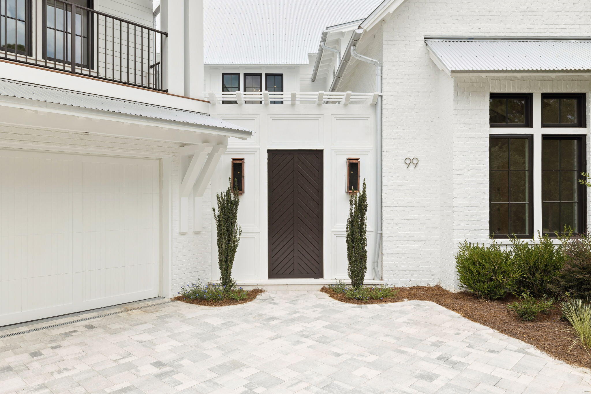 CHURCHILL OAKS - Residential