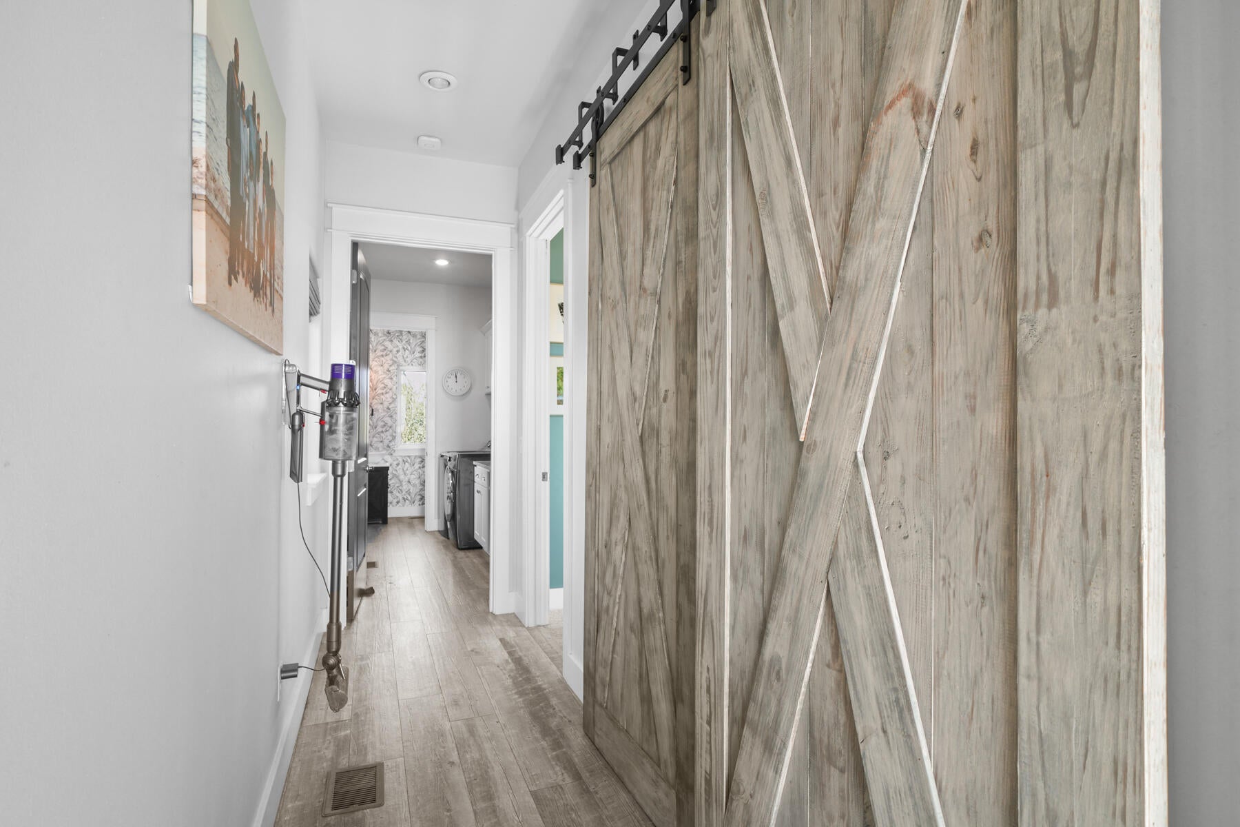 BLACK POINTE - Residential