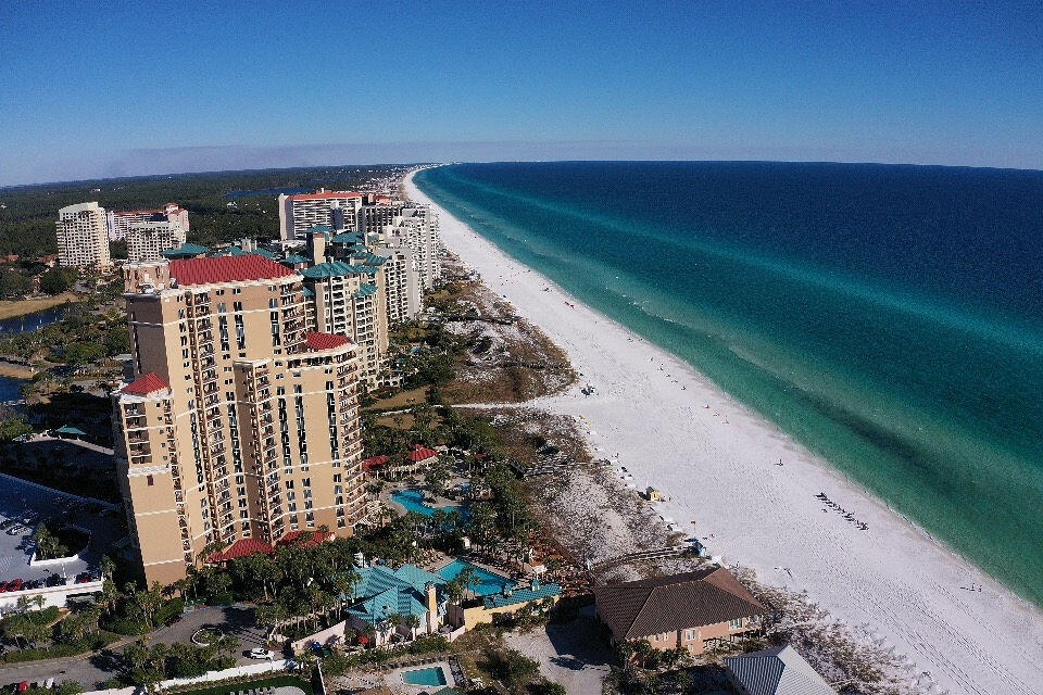 ONE BEACH CLUB DRIVE - Residential