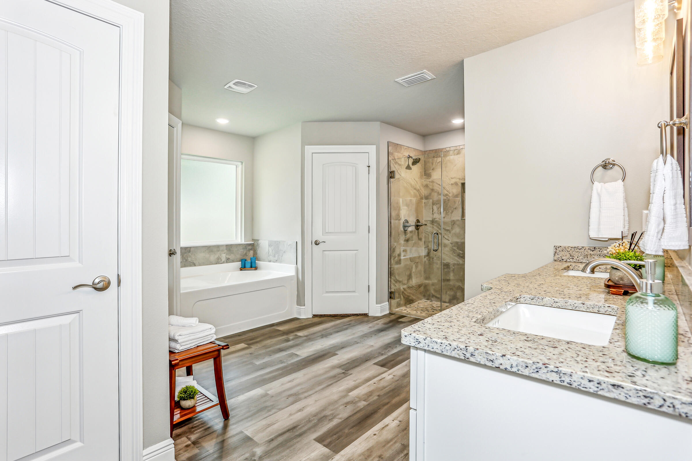 Doyle Hawkins Landing - Residential