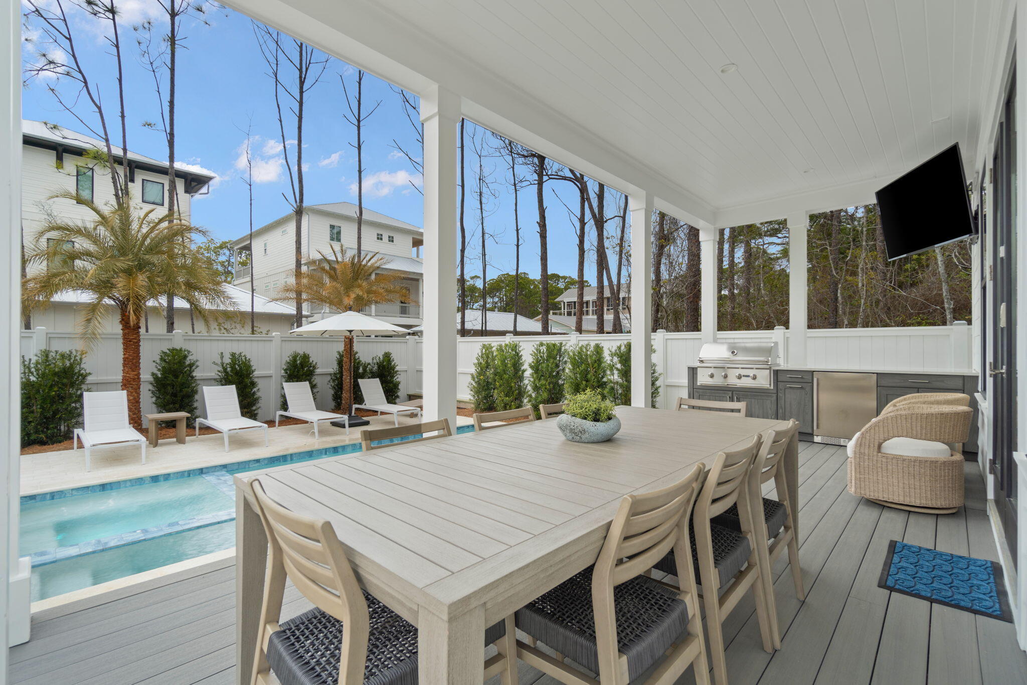 GULF SHORE MANOR - Residential