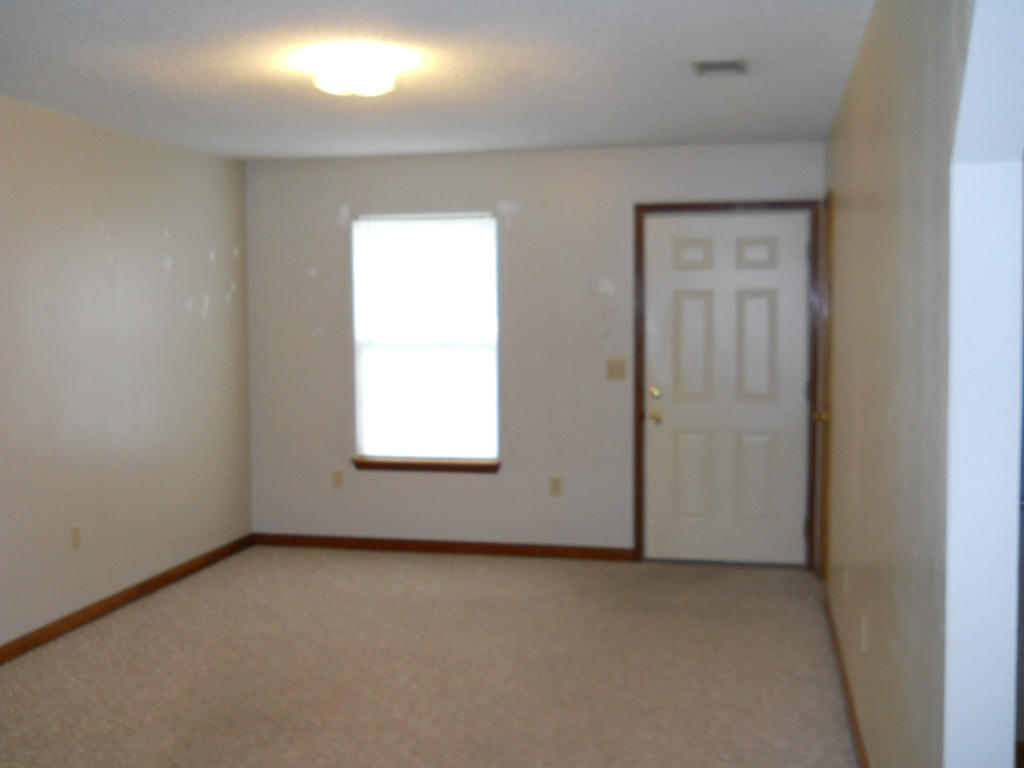 CRESTVIEW - Residential Lease