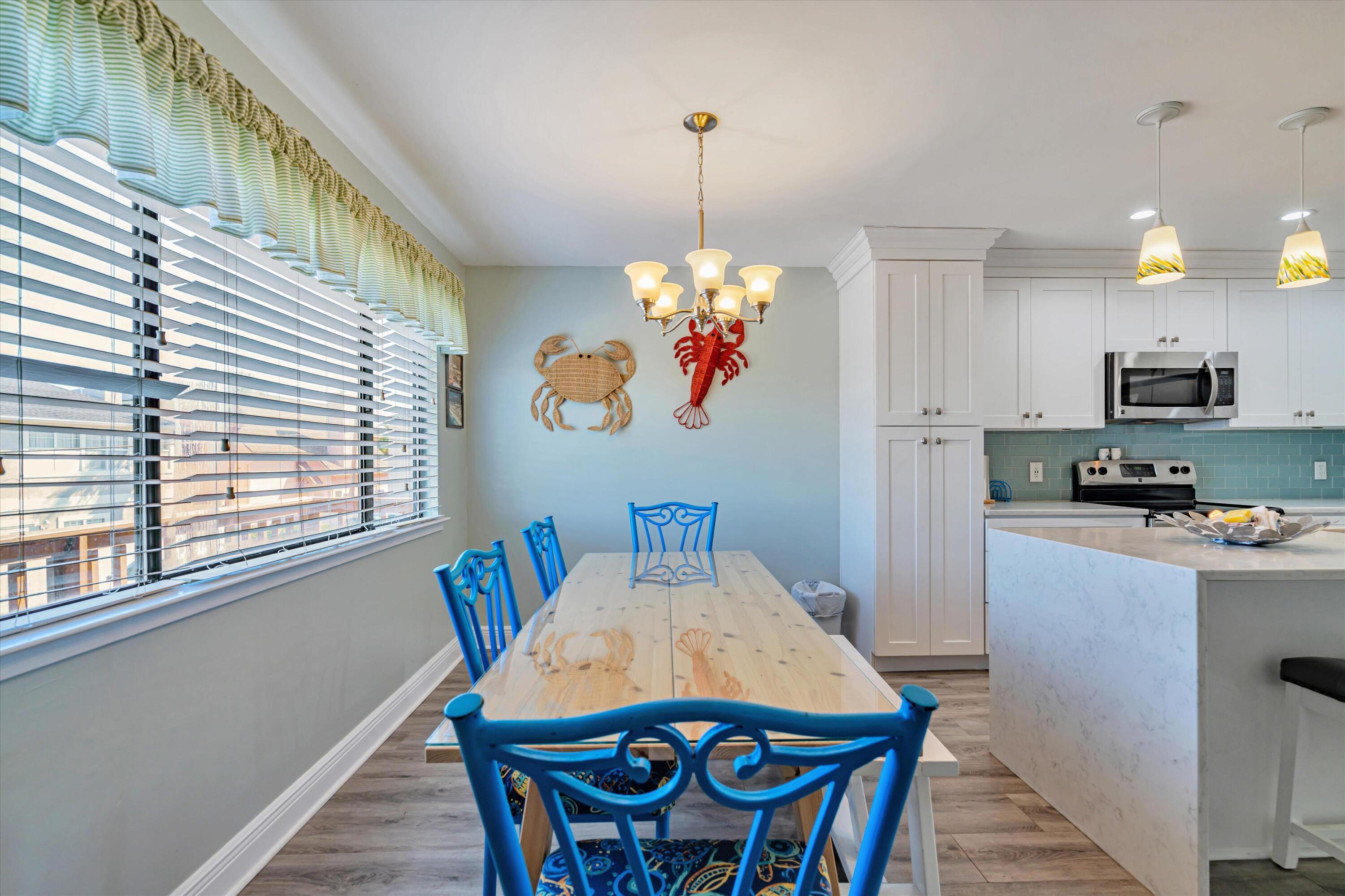 BLUE SURF T/H - Residential