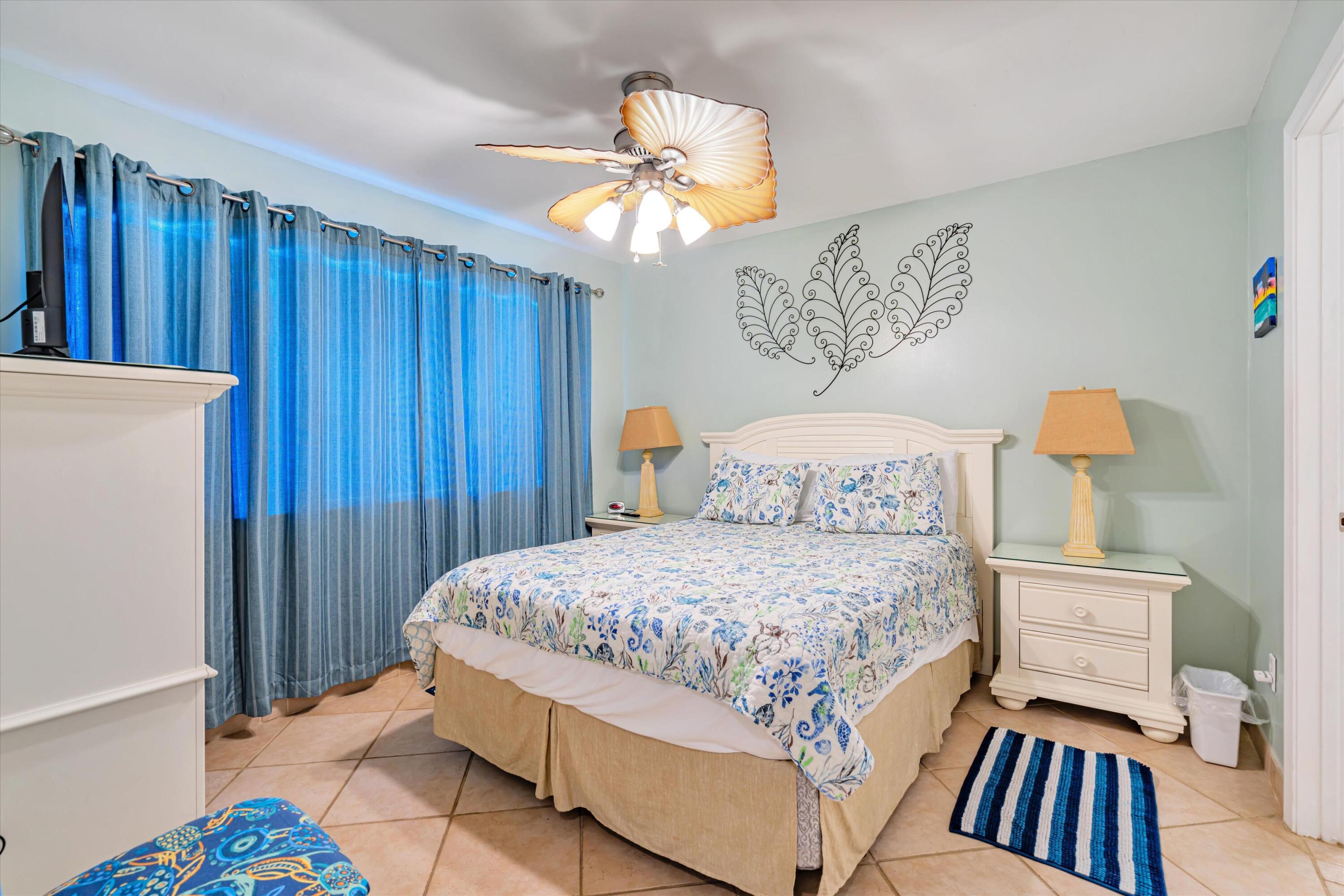 BLUE SURF T/H - Residential