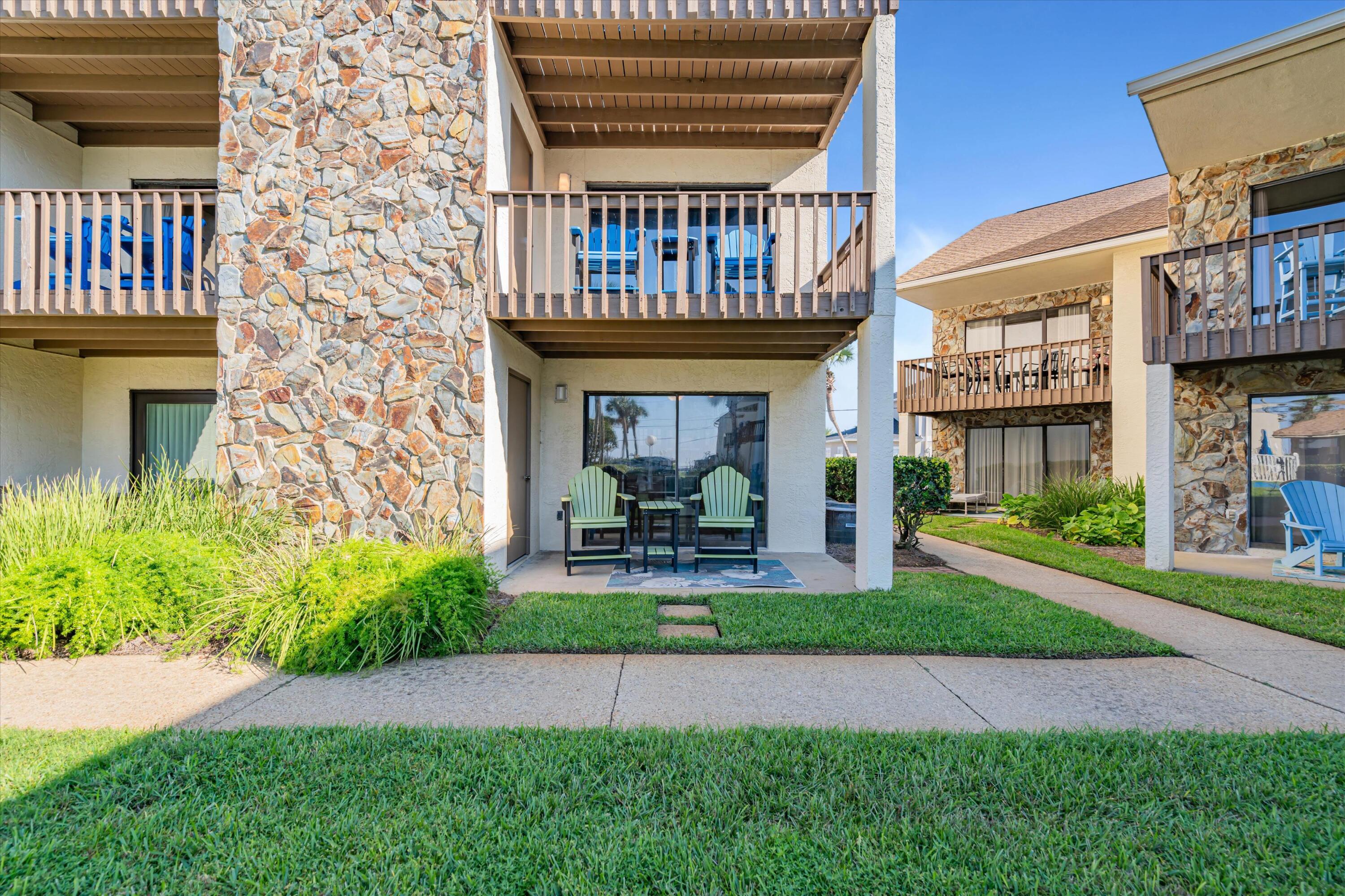 BLUE SURF T/H - Residential