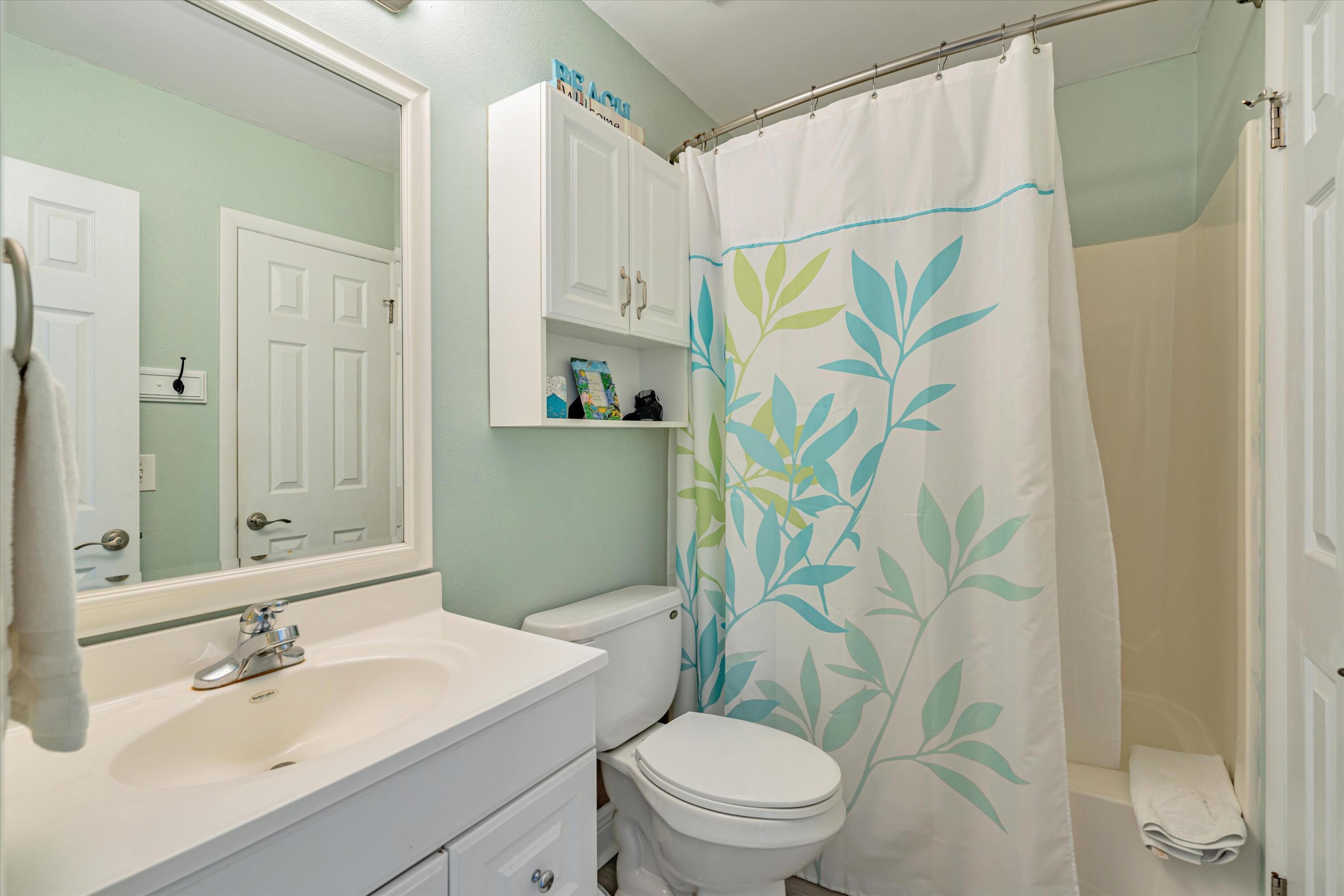 BLUE SURF T/H - Residential