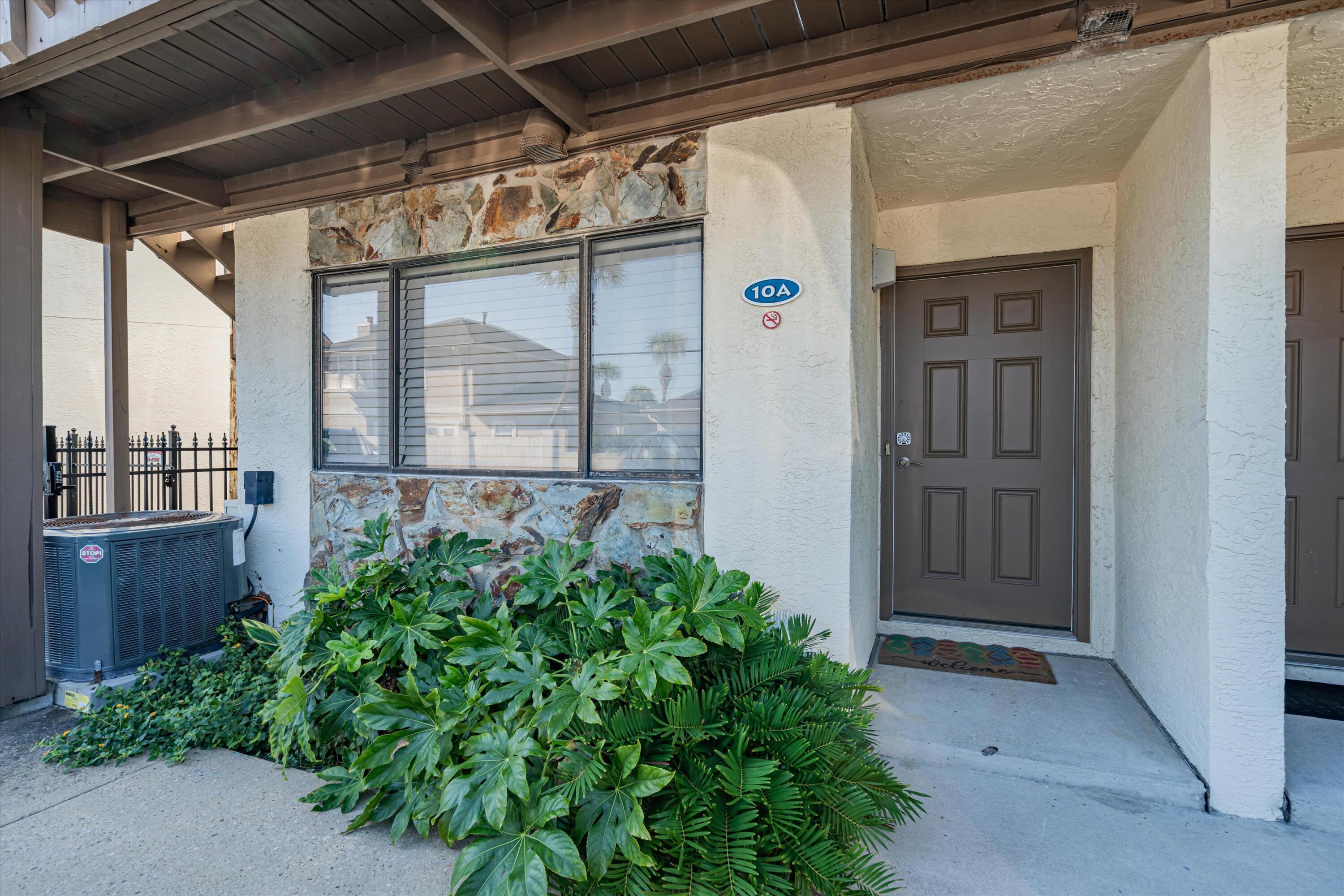 BLUE SURF T/H - Residential