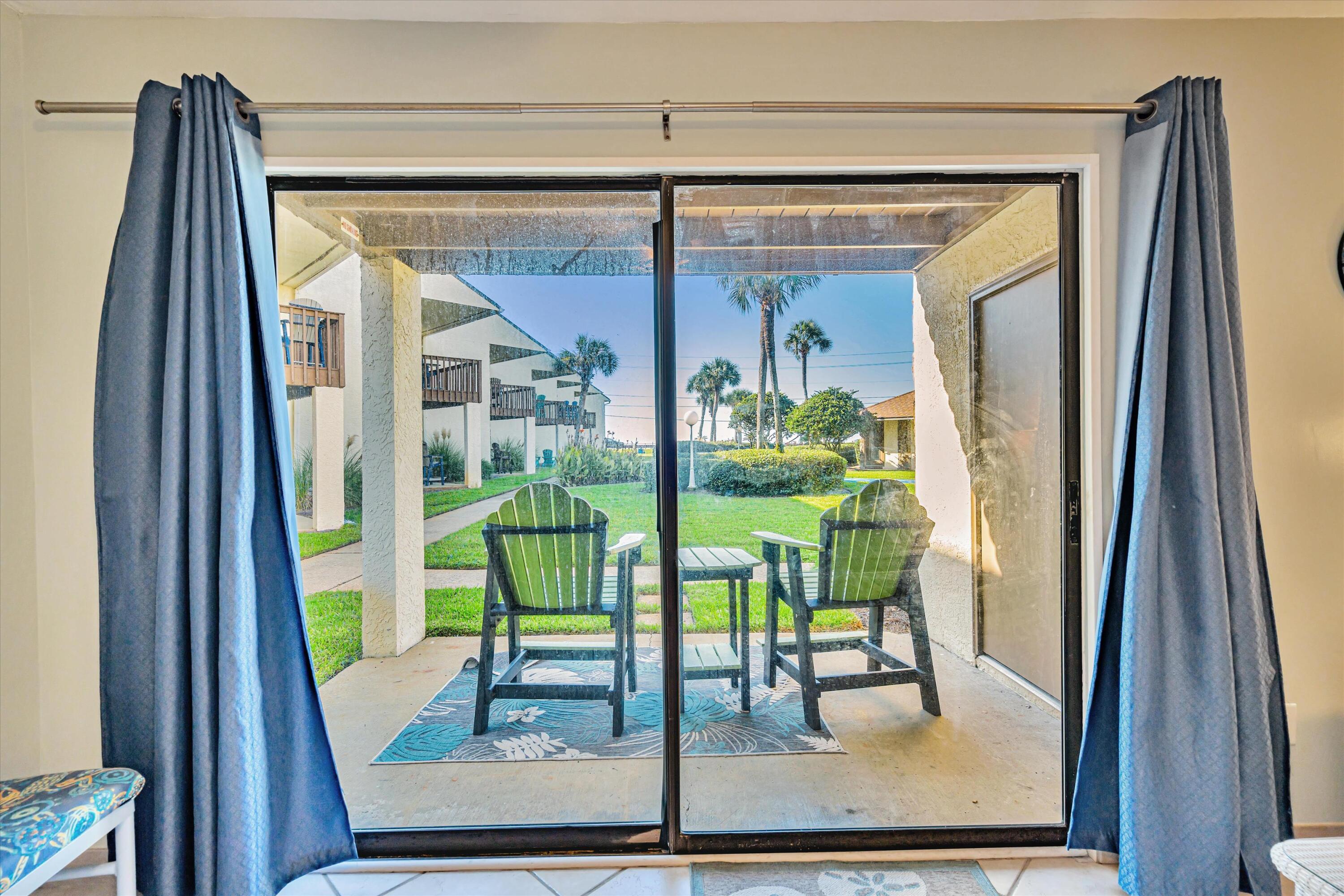 BLUE SURF T/H - Residential