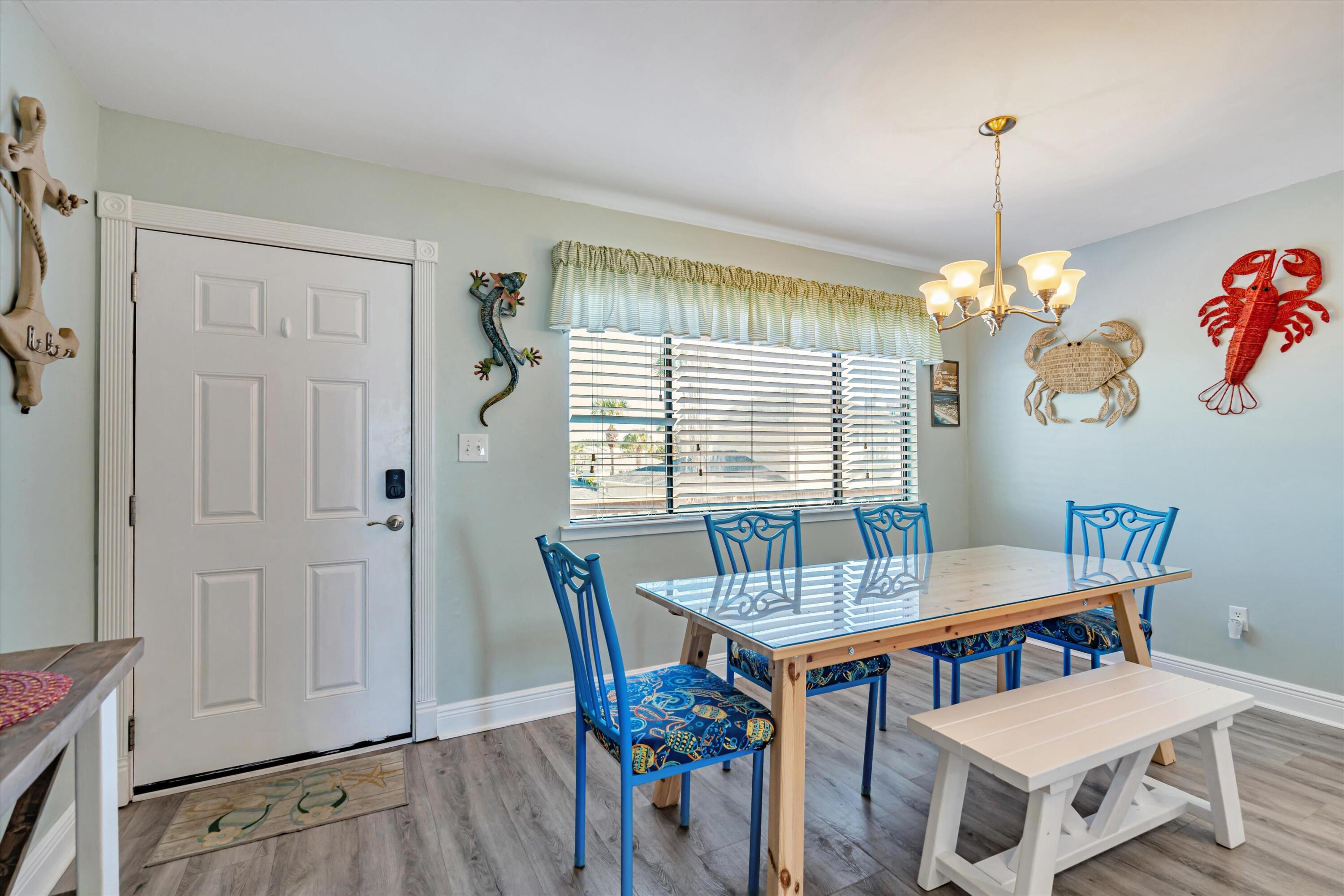 BLUE SURF T/H - Residential