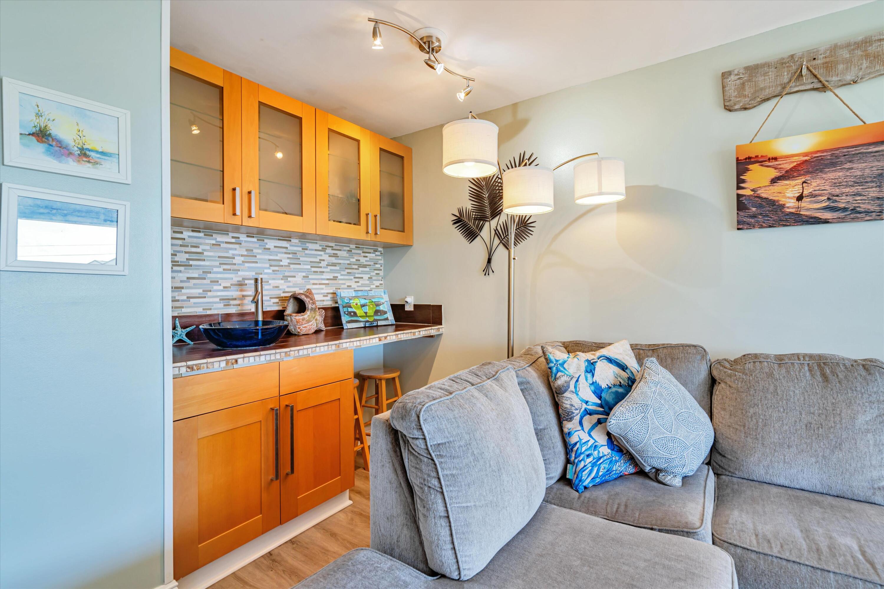 BLUE SURF T/H - Residential