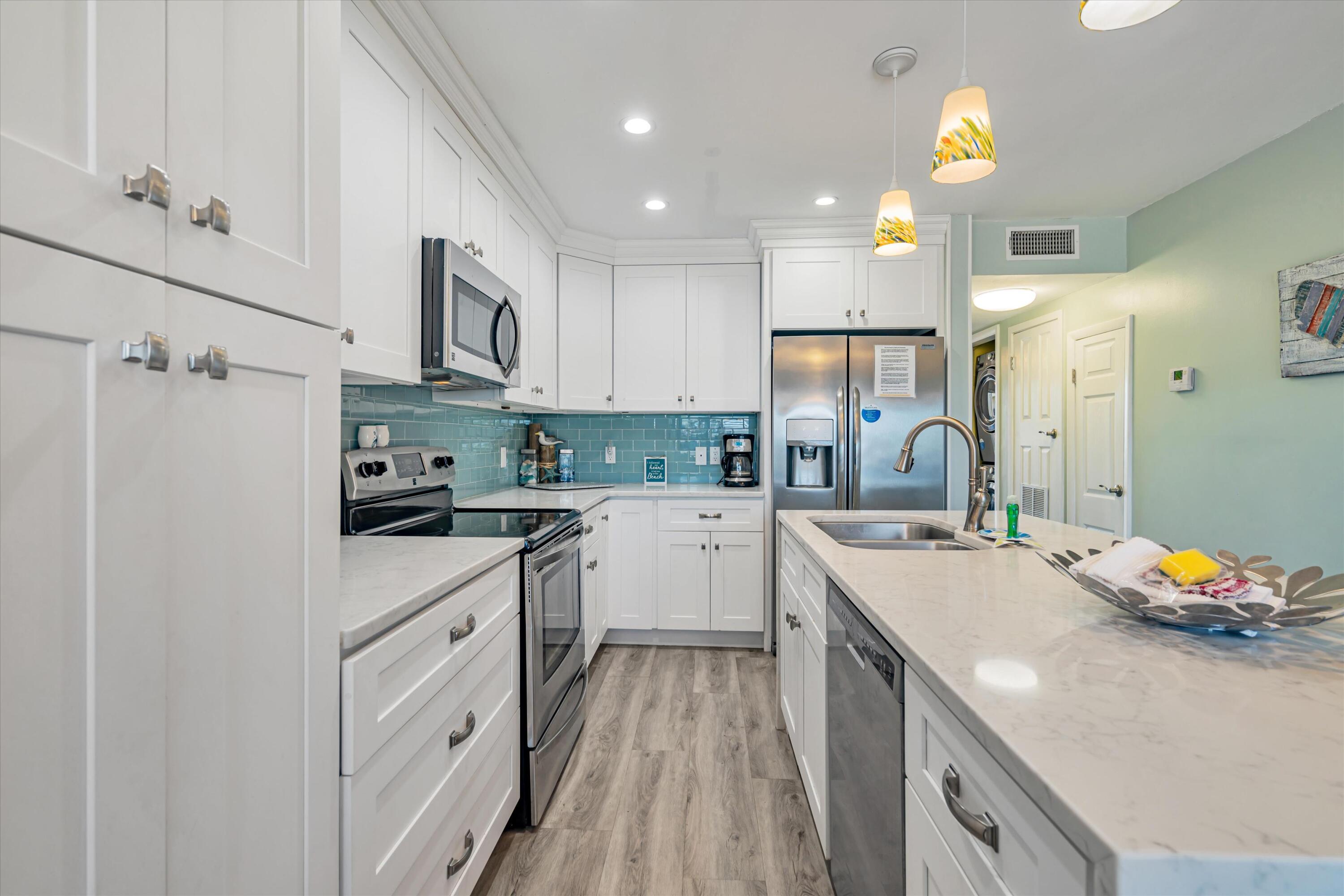 BLUE SURF T/H - Residential