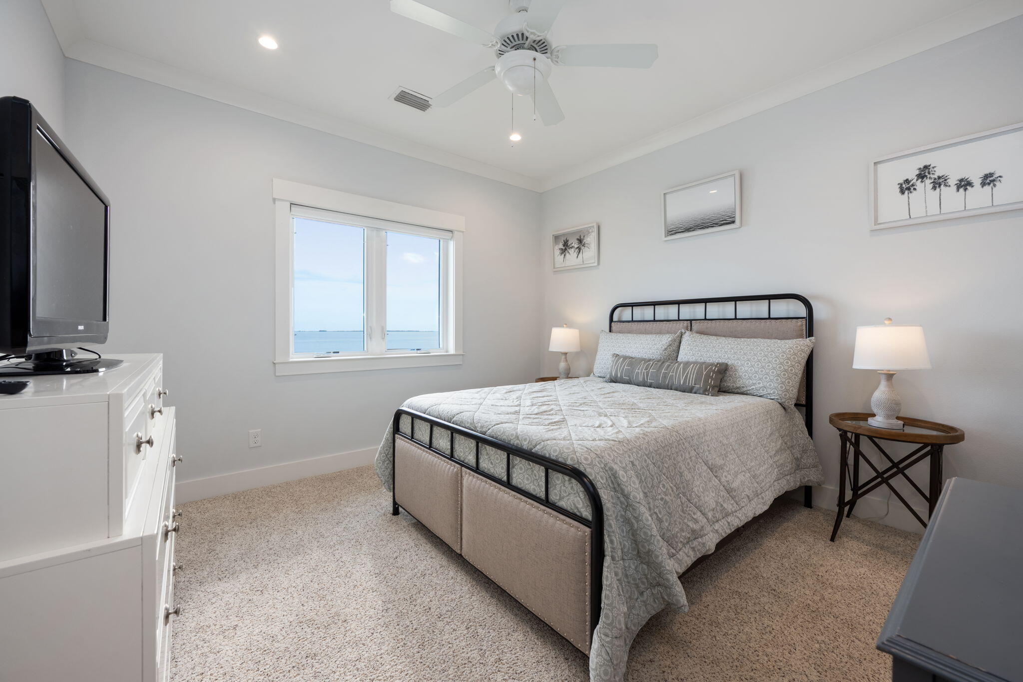 DEER POINT VILLAGE - Residential
