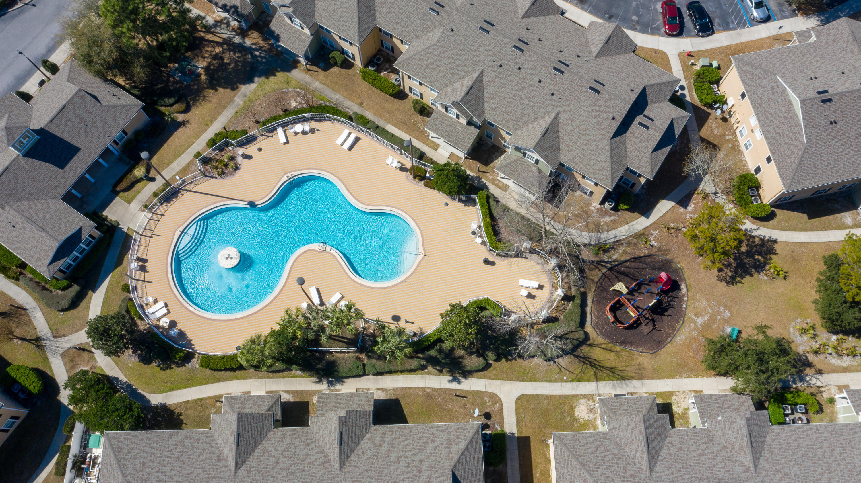 NAUTILUS CONDO - Residential