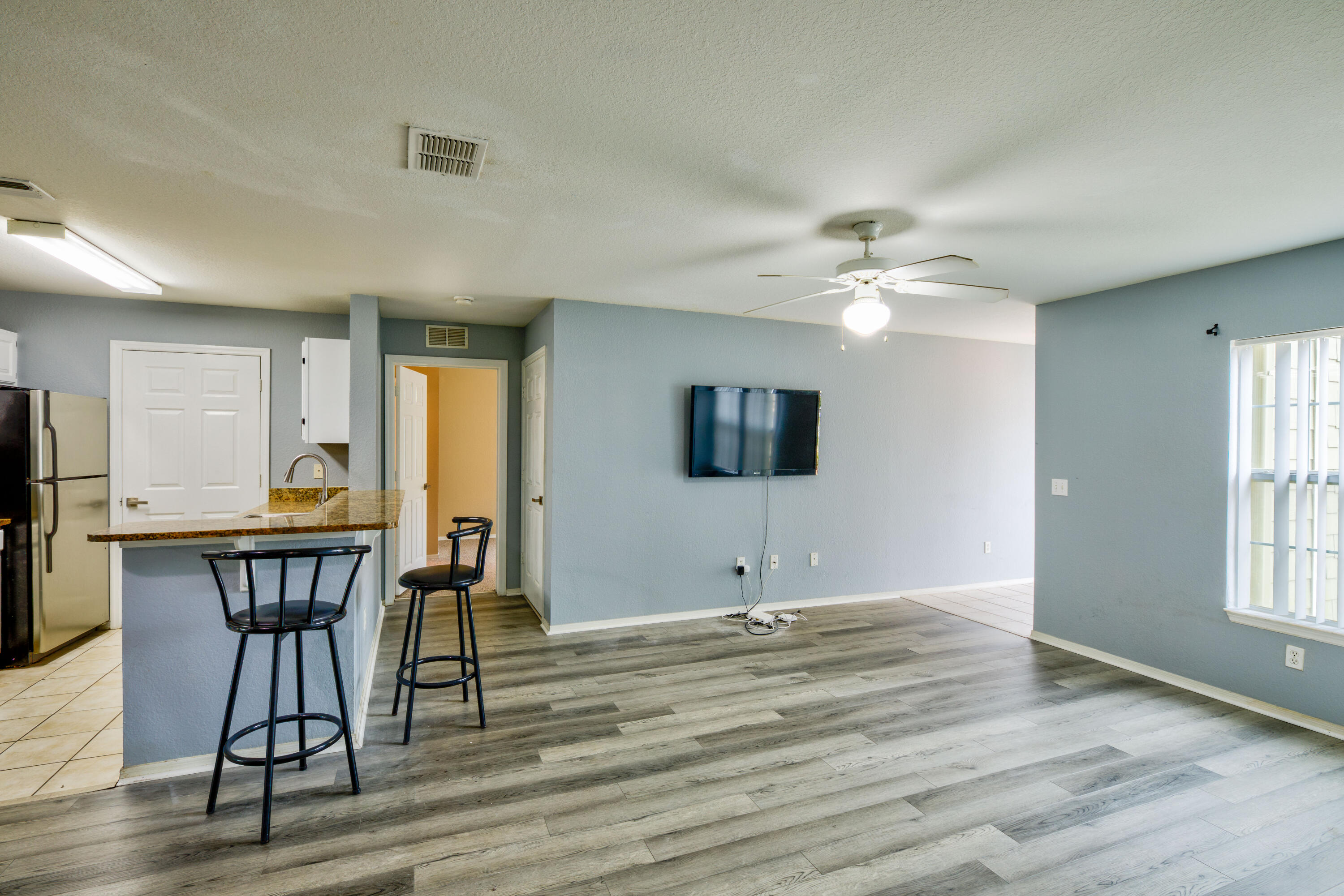 NAUTILUS CONDO - Residential