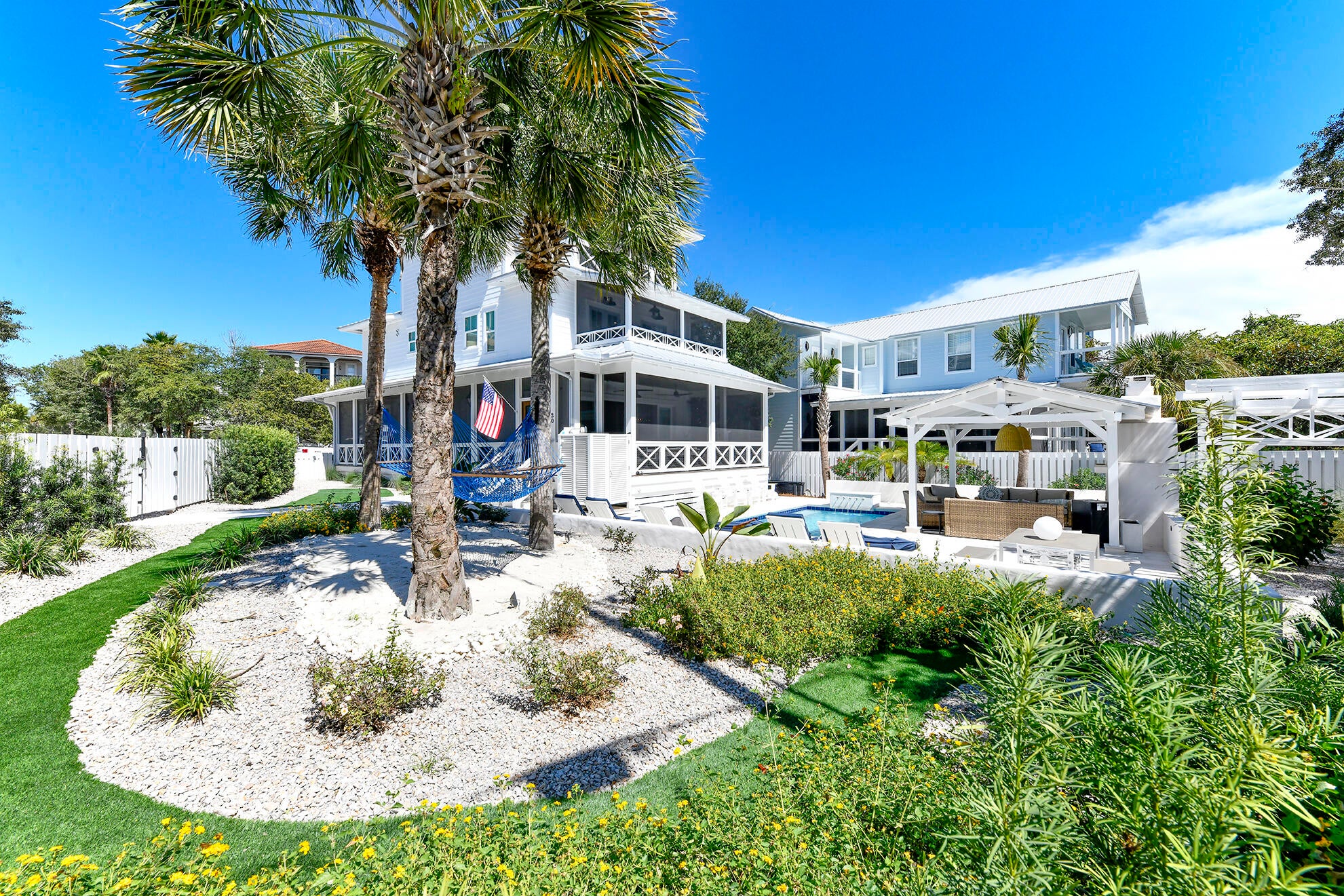 EASTERN LAKE S/D - Residential