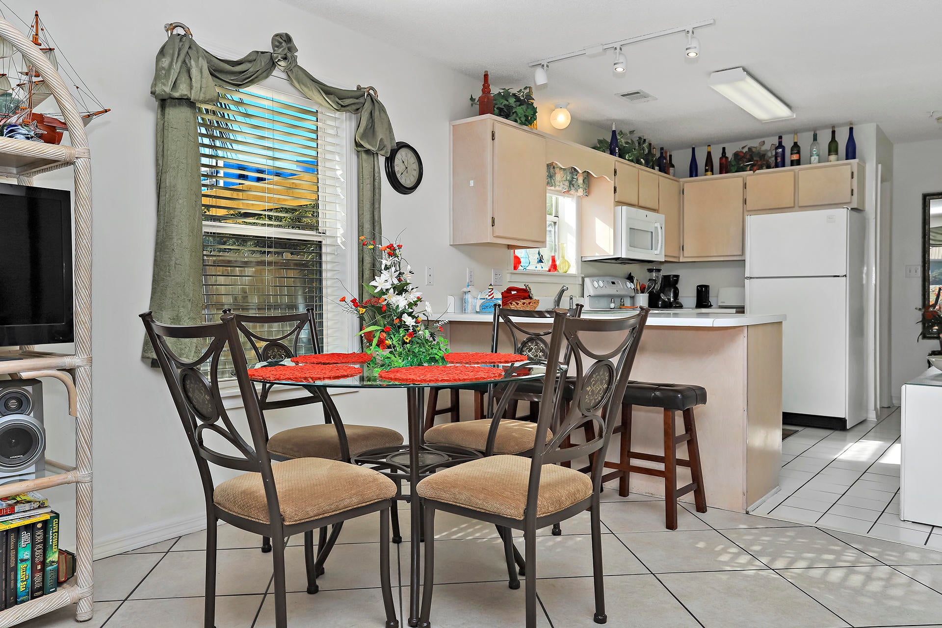 ST MARTIN BEACHWALK VILLAS - Residential