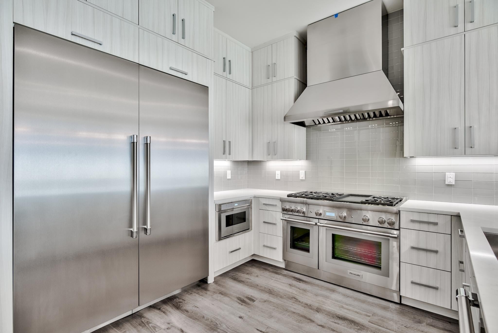 CREST DEVELOPMENT - Residential