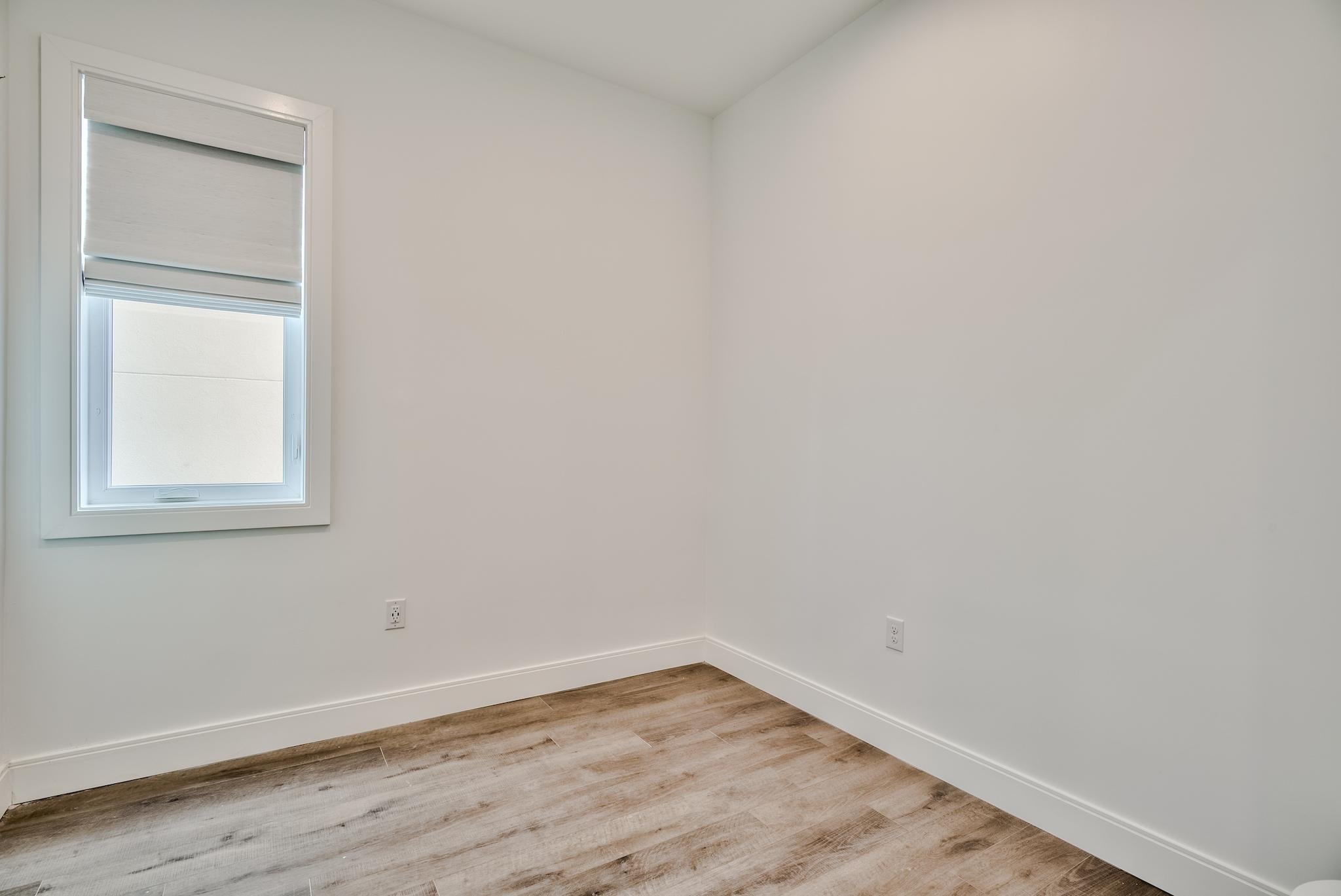 CREST DEVELOPMENT - Residential