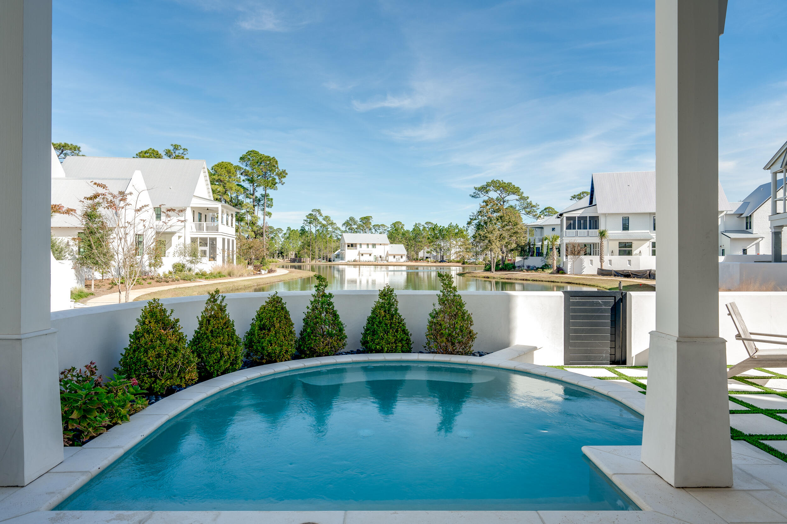 CHURCHILL OAKS - Residential