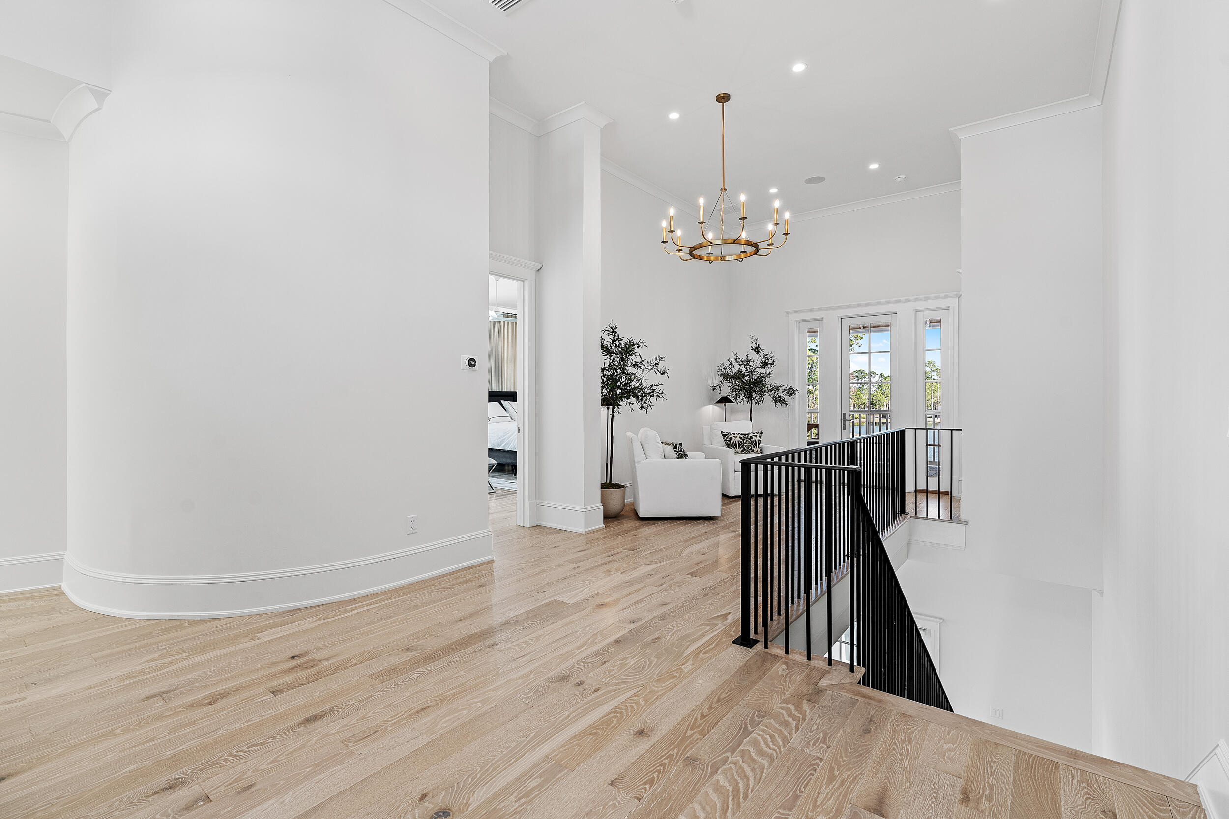 CHURCHILL OAKS - Residential