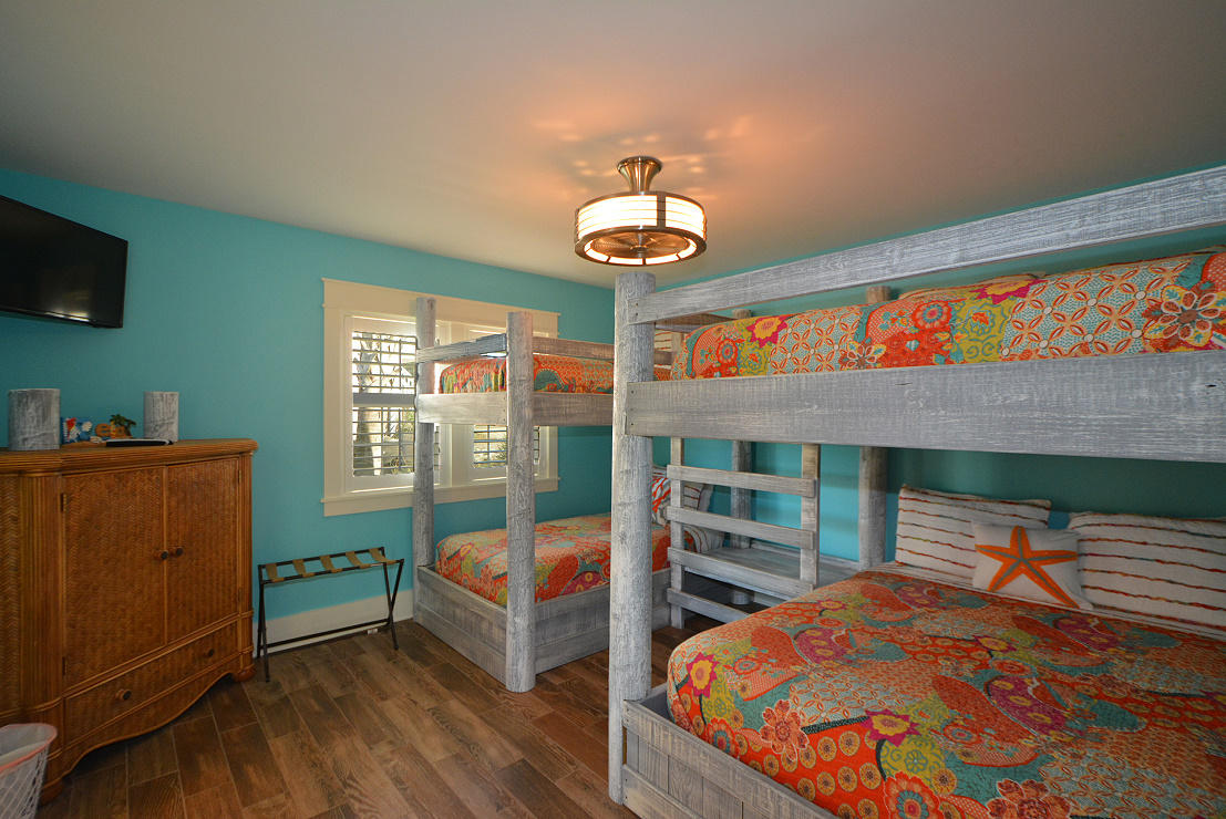 HOLIDAY ISLE - Residential
