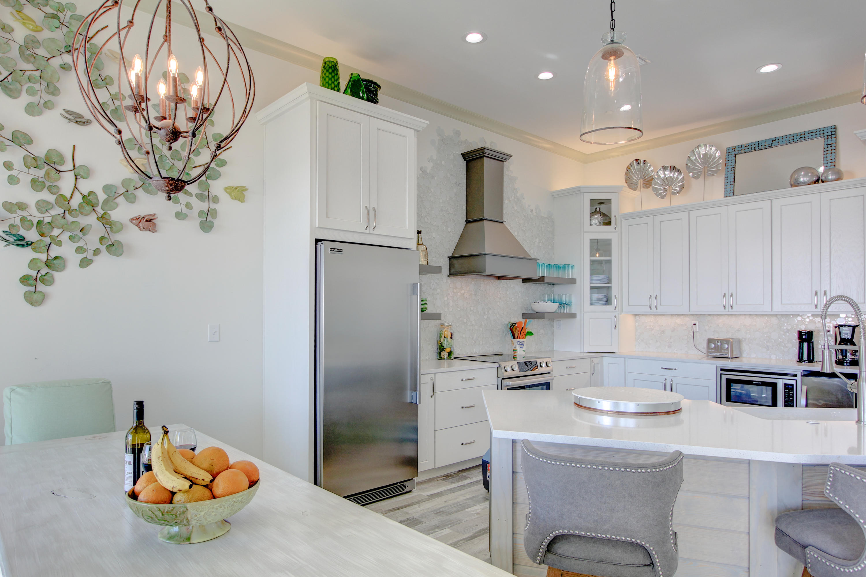 BELAIRE ESTATES - Residential