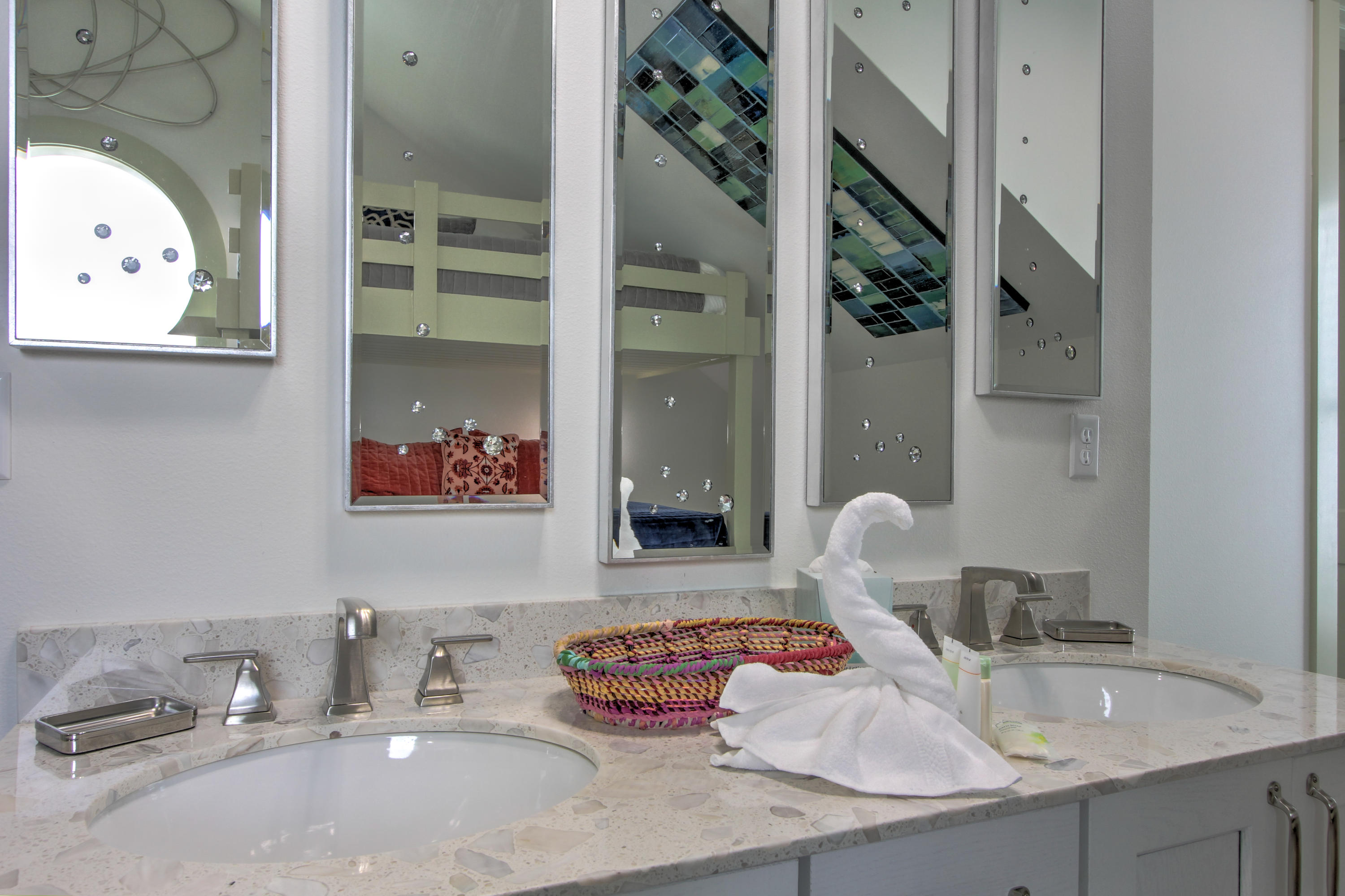 BELAIRE ESTATES - Residential