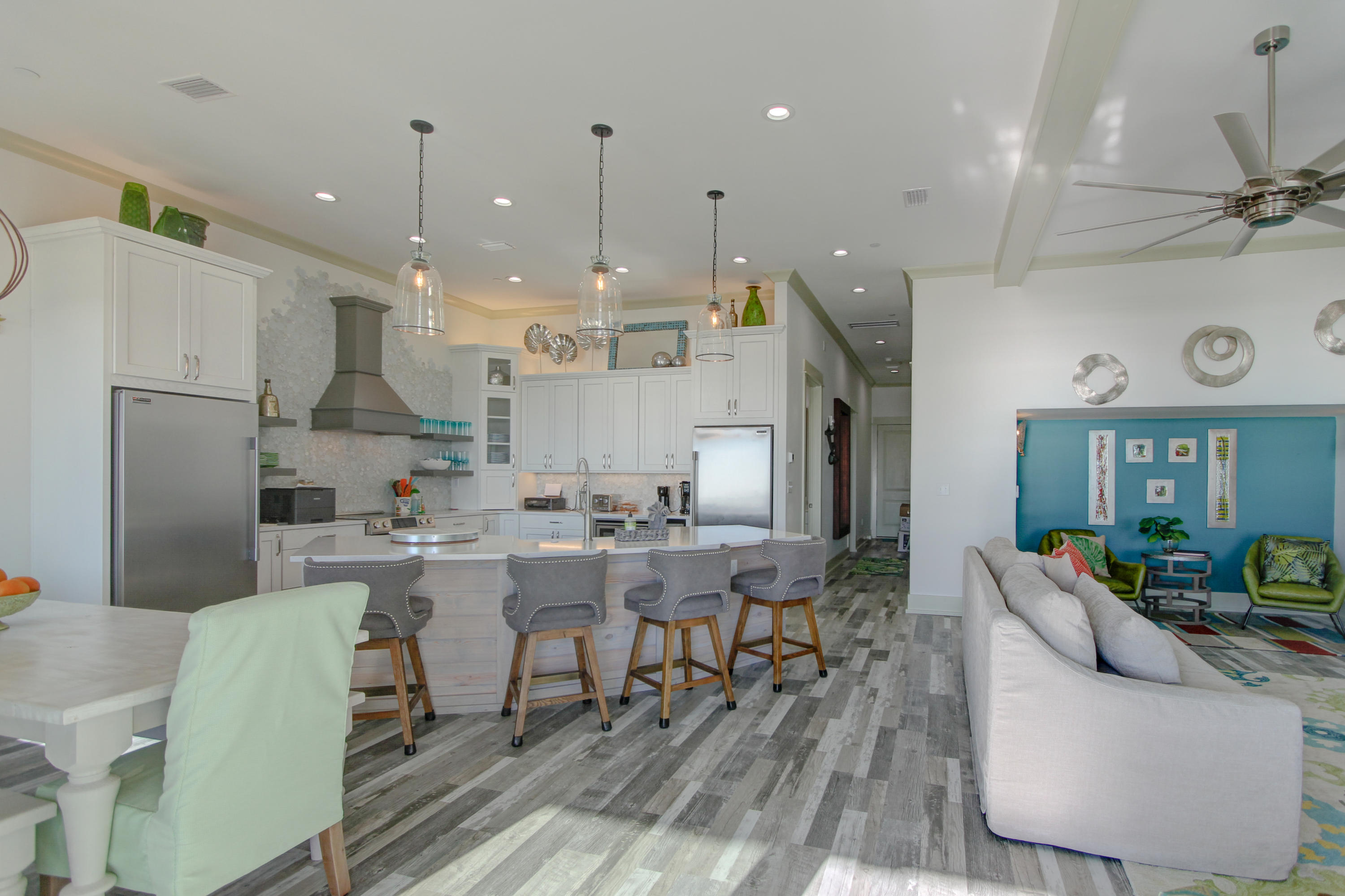 BELAIRE ESTATES - Residential