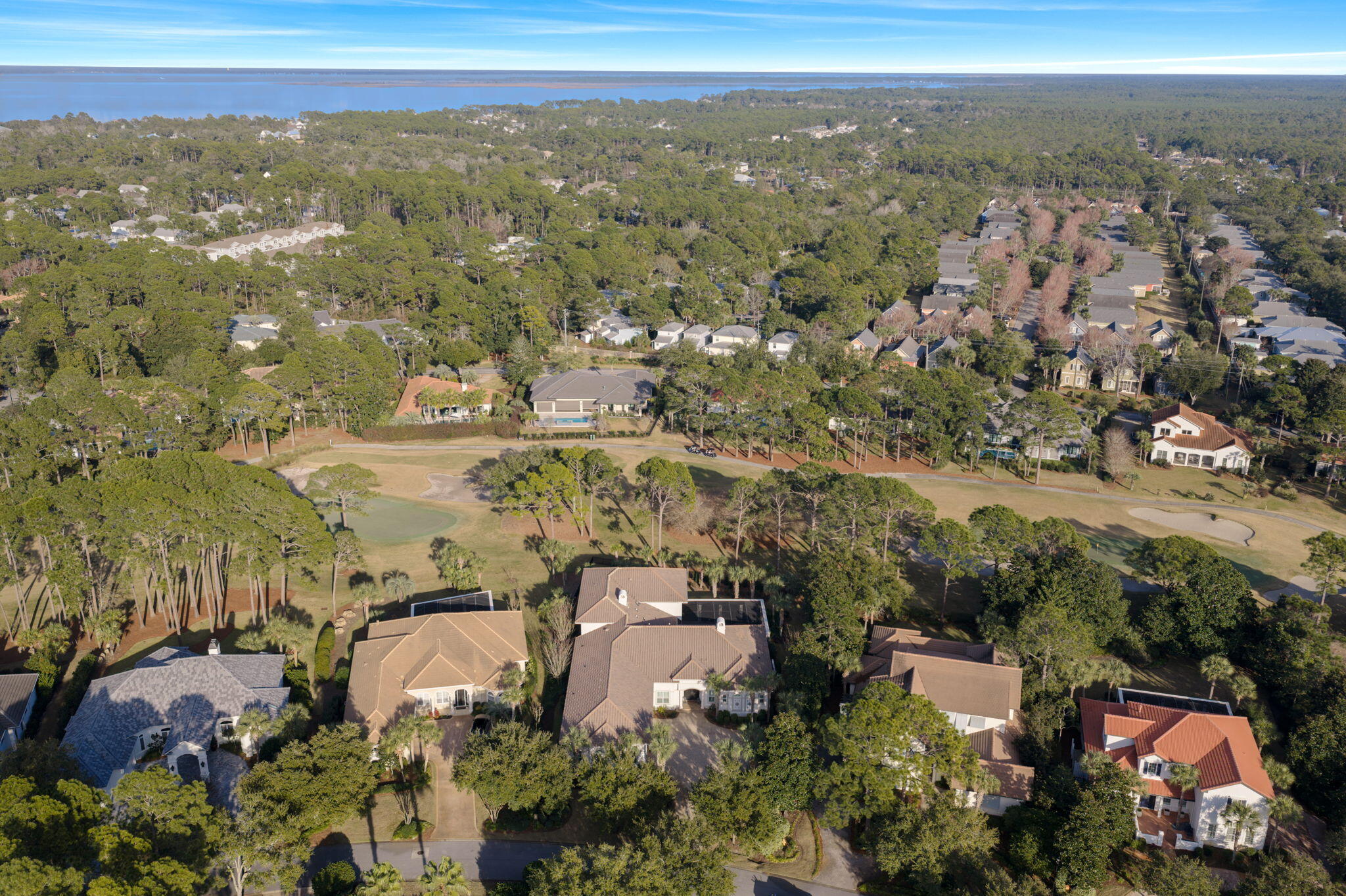 ISLAND GREEN - Residential