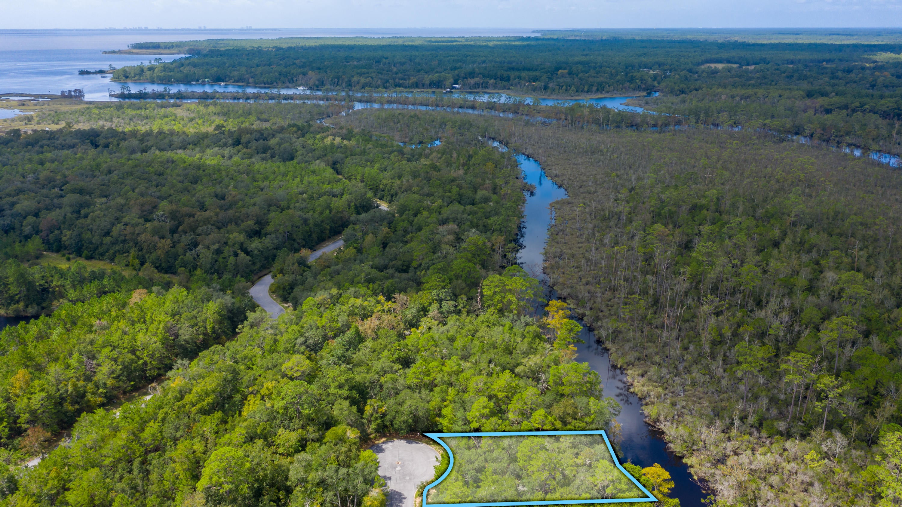 MAGNOLIA BAY ESTATES - Land